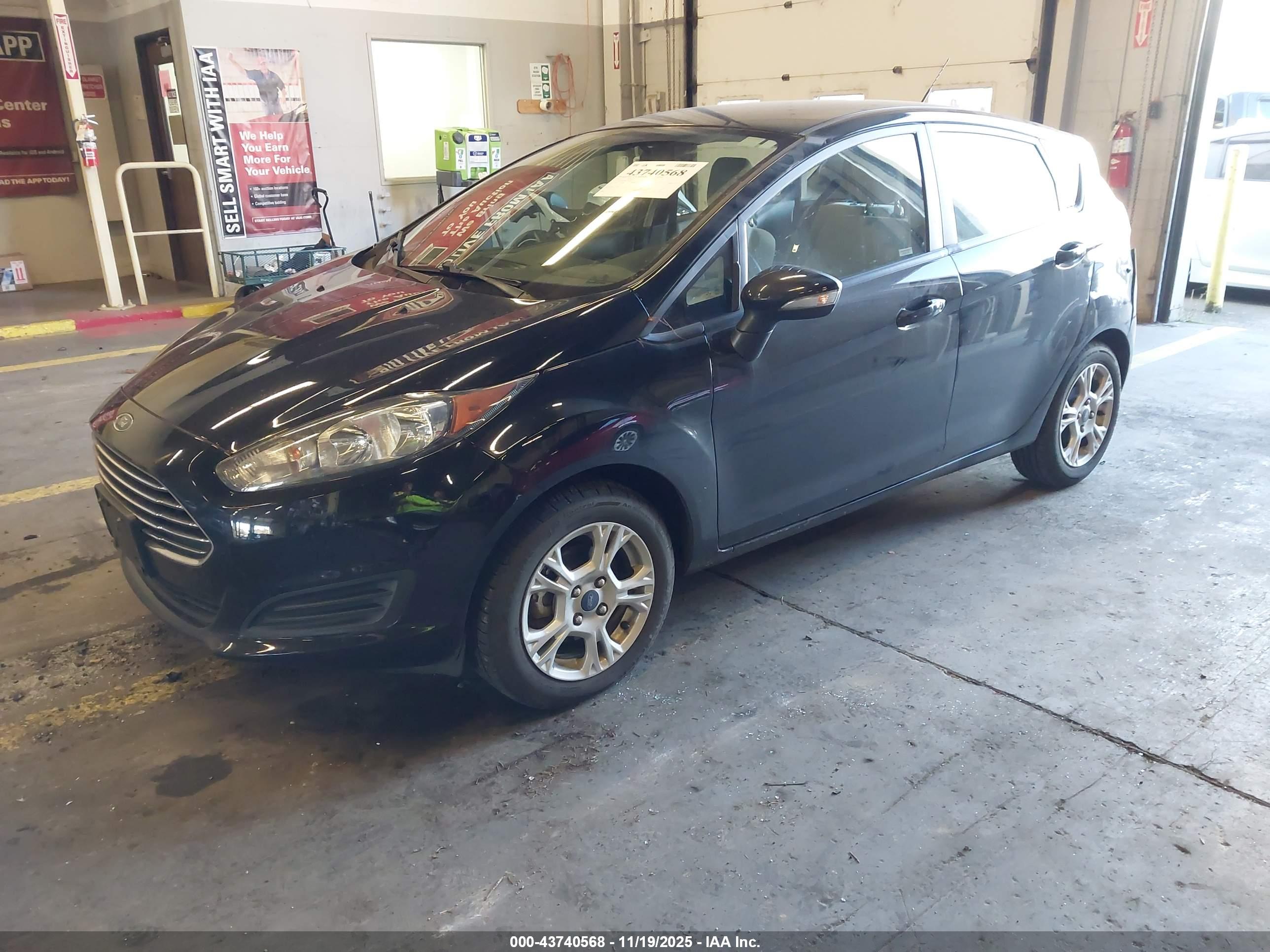 FORD FIESTA image 2