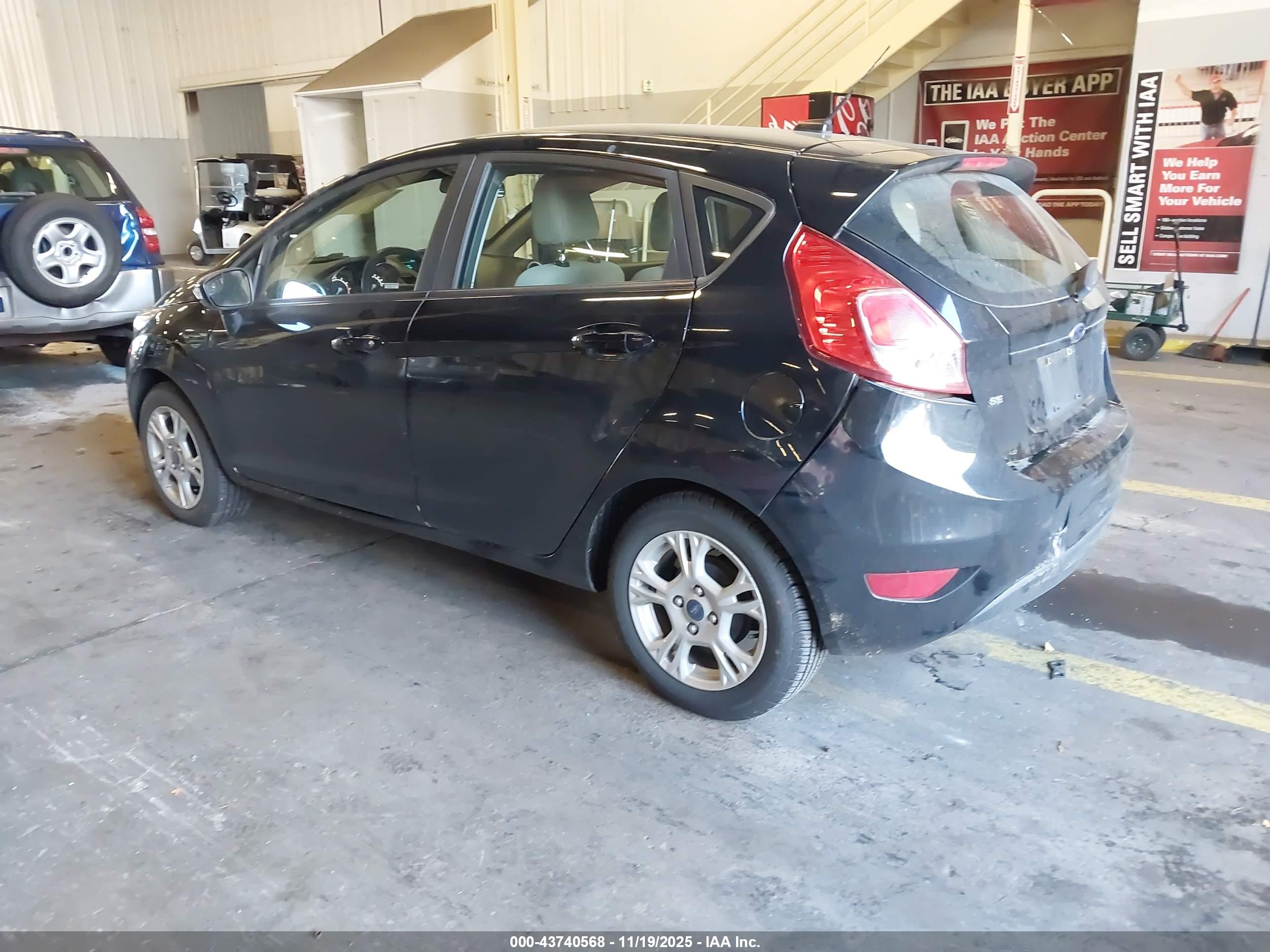 FORD FIESTA image 3