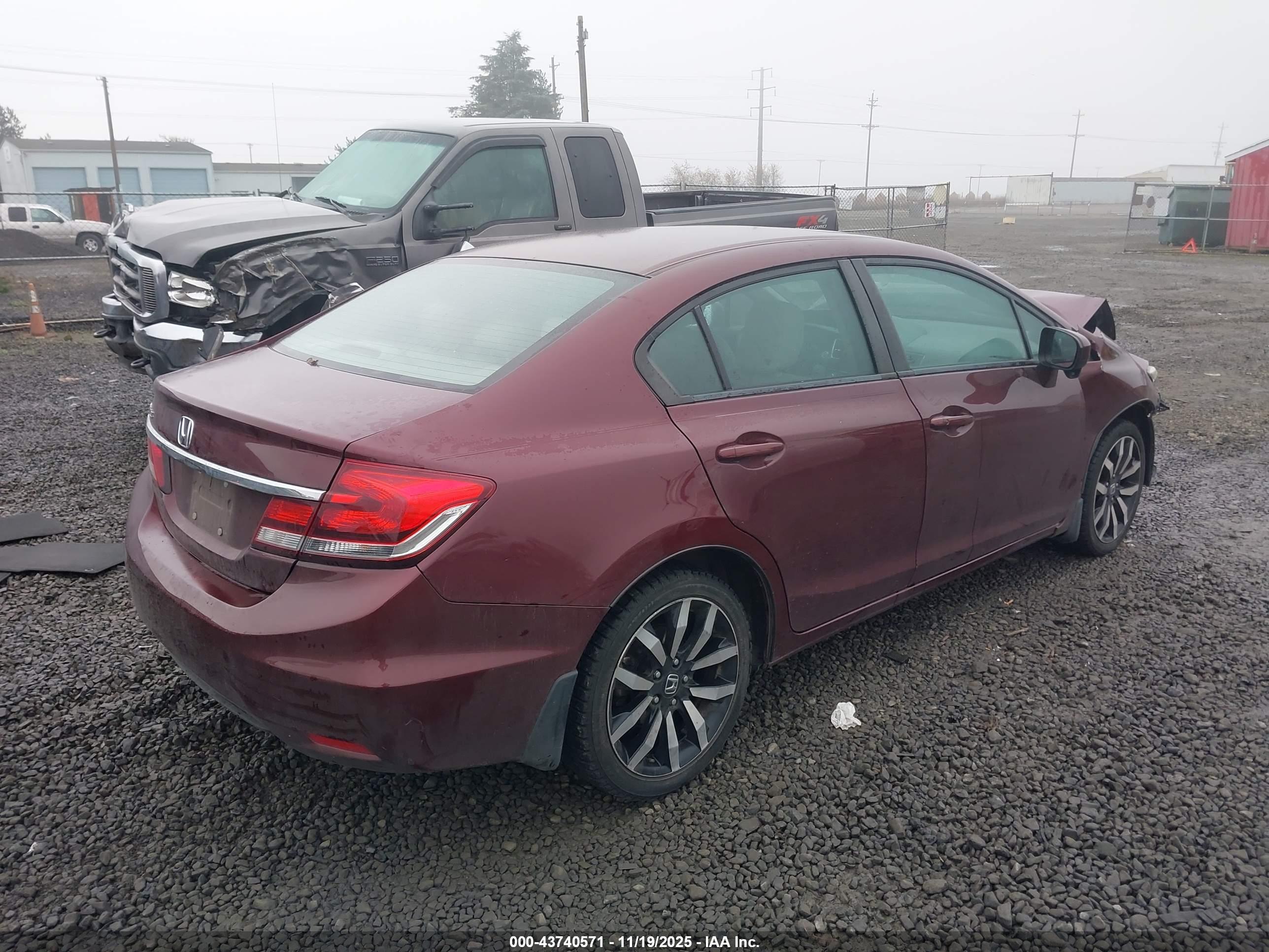 HONDA CIVIC image 4