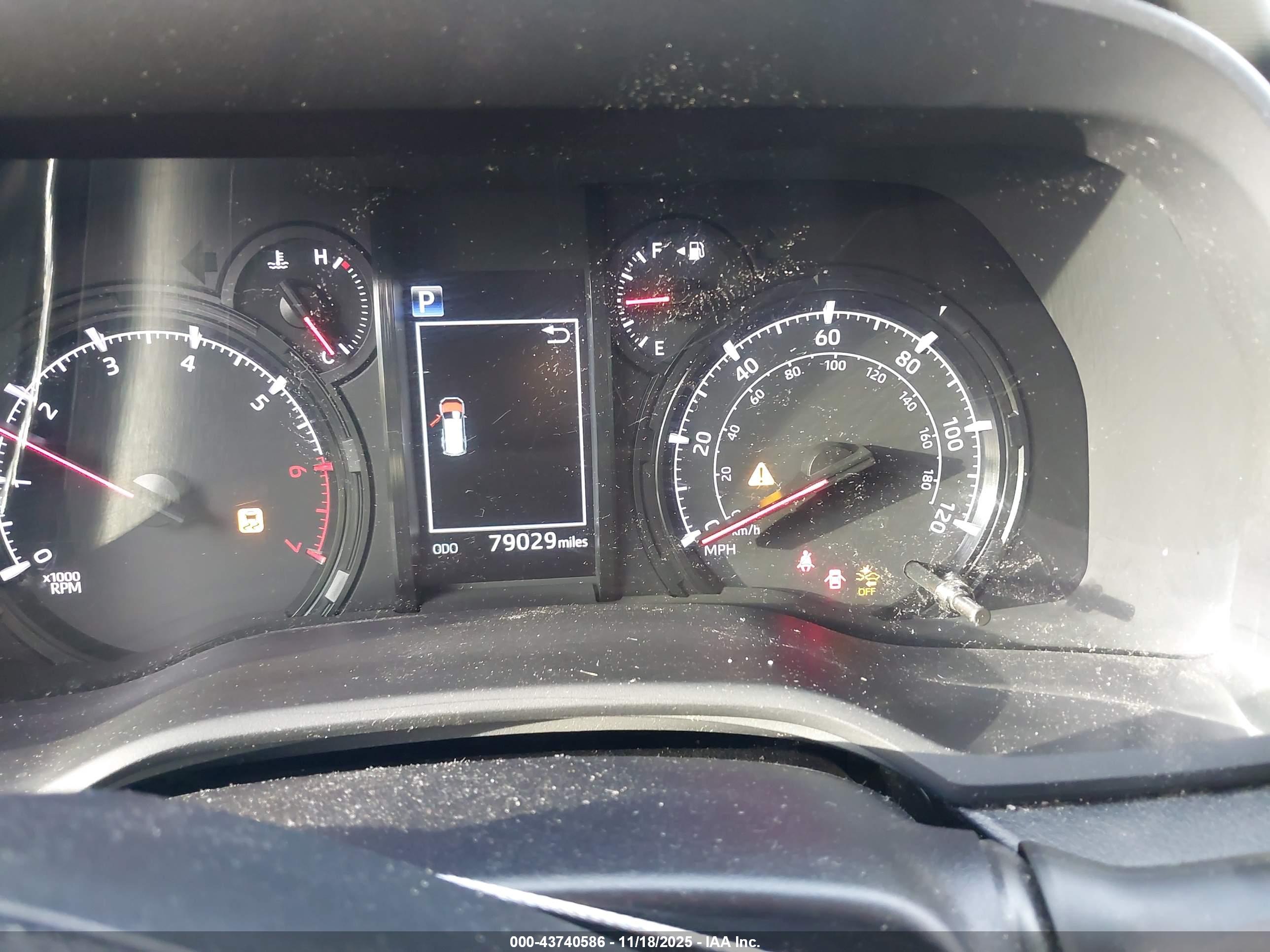 TOYOTA 4RUNNER image 7