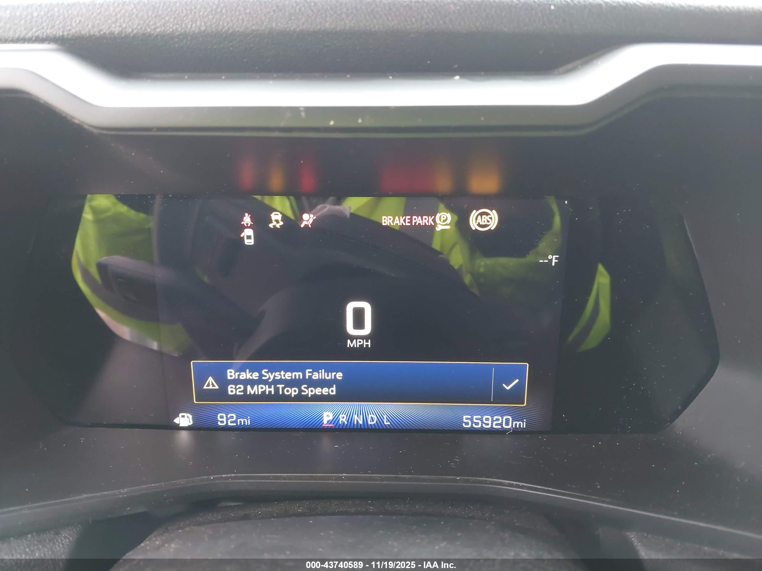 CHEVROLET COLORADO image 7