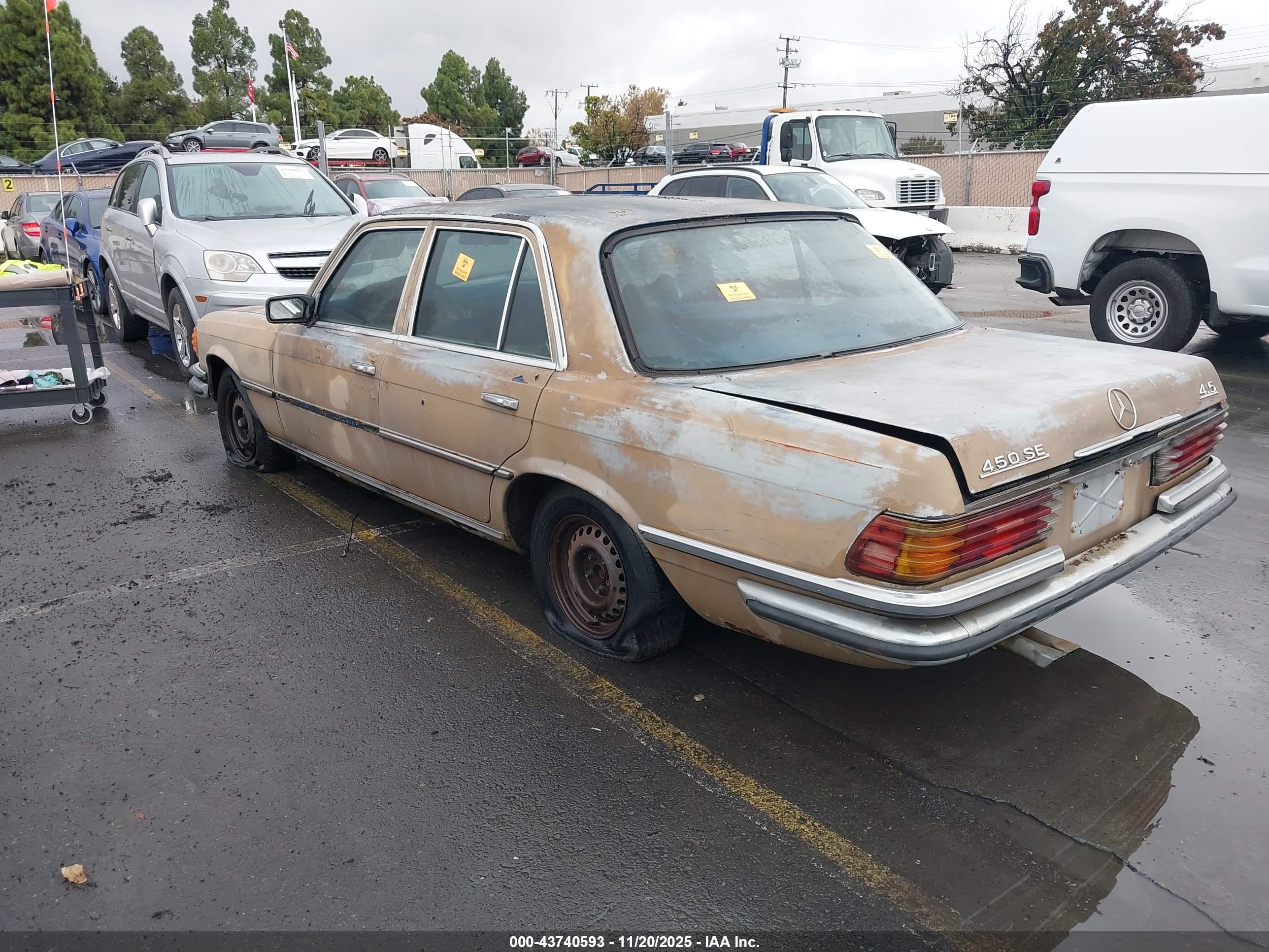 MERCEDES BENZ image 3