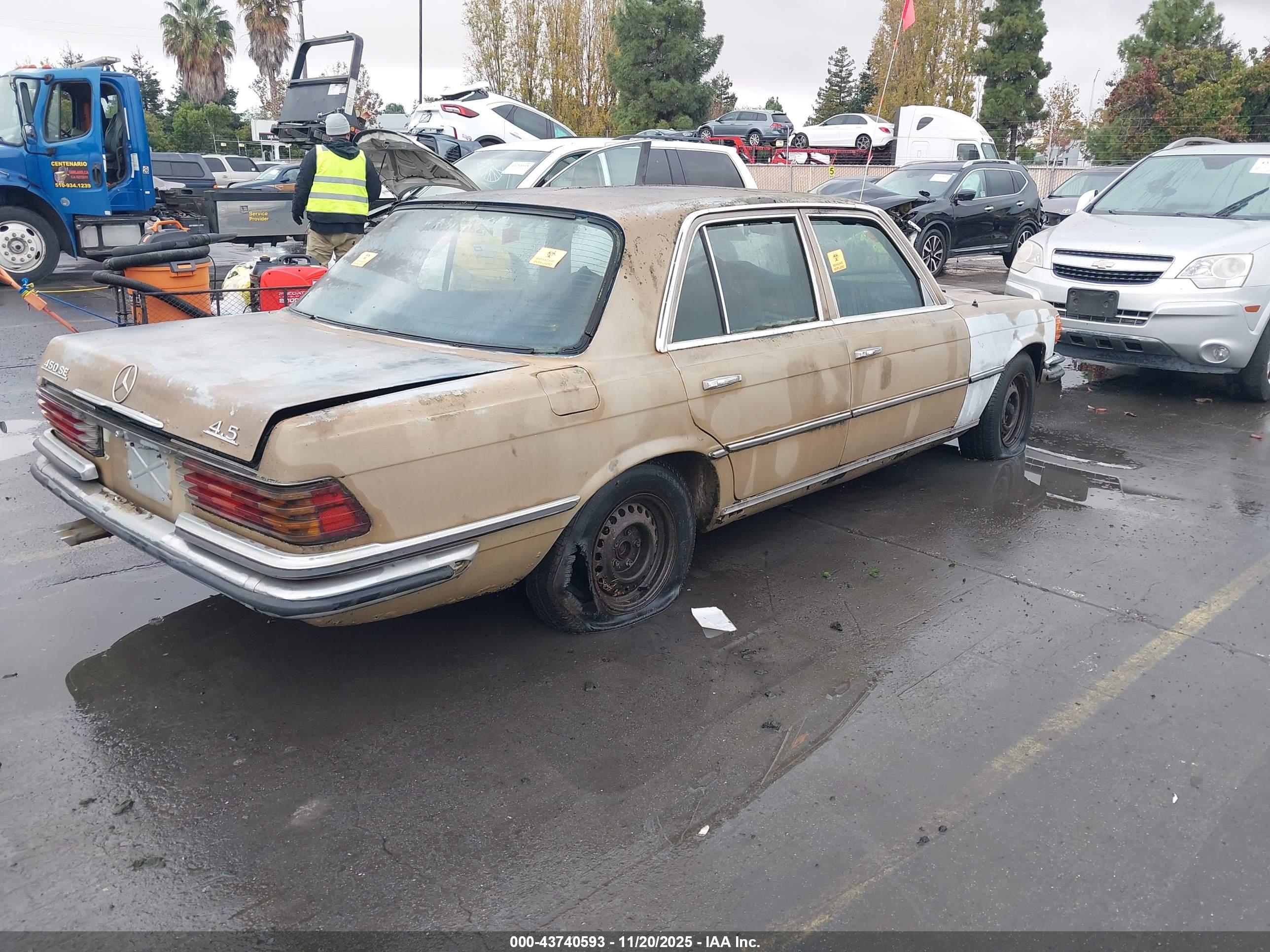 MERCEDES BENZ image 4