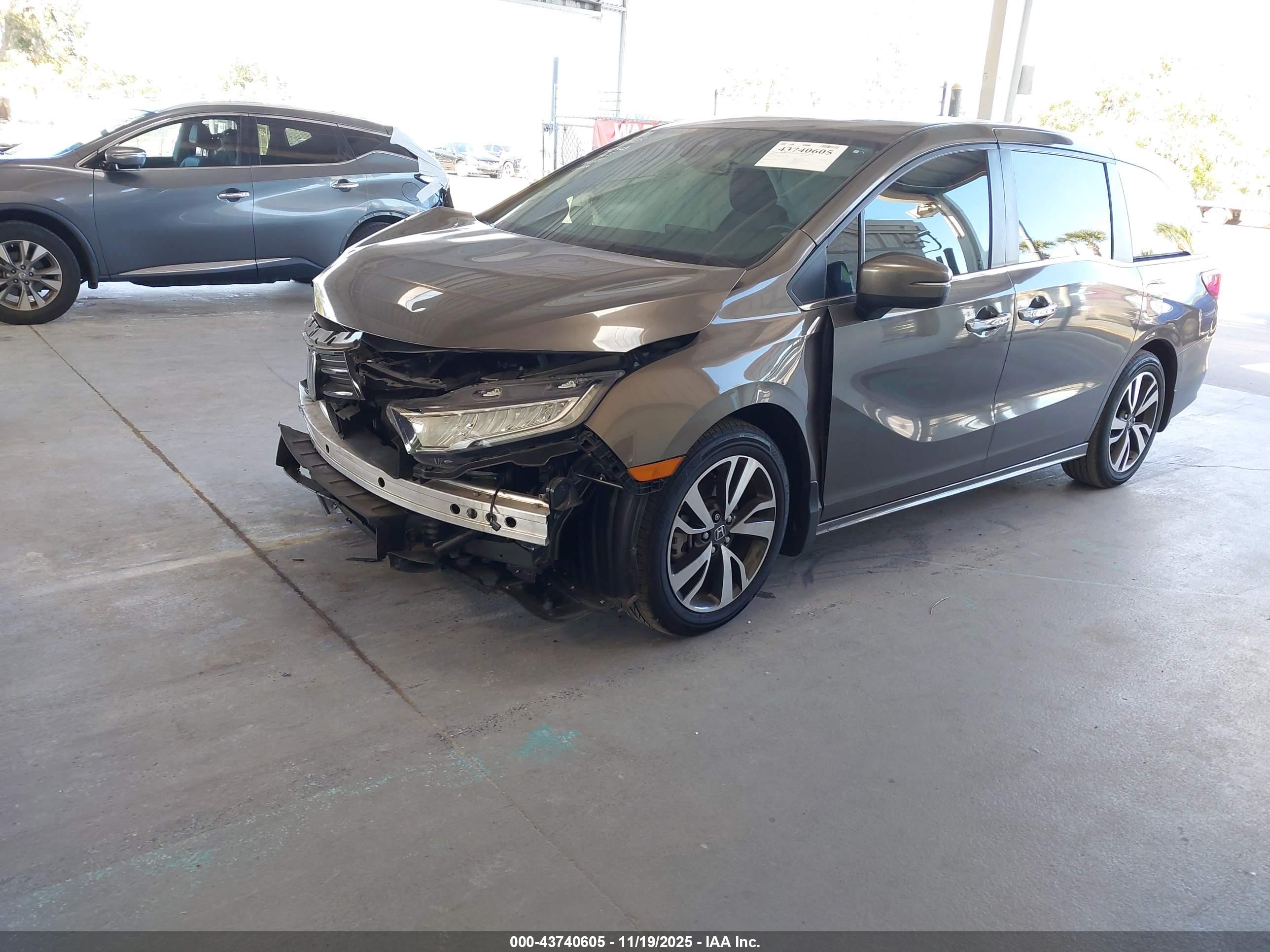 HONDA ODYSSEY image 2