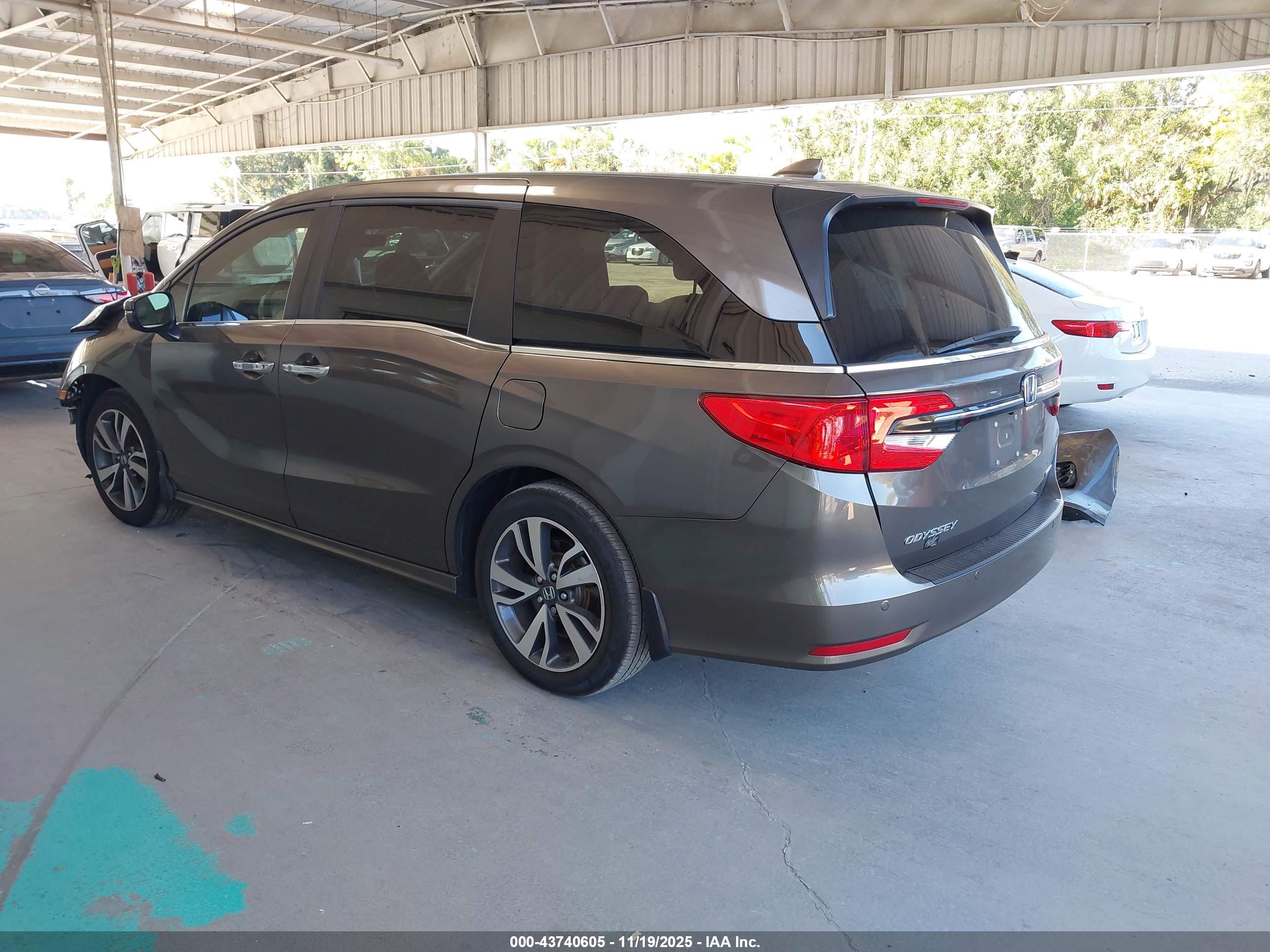 HONDA ODYSSEY image 3