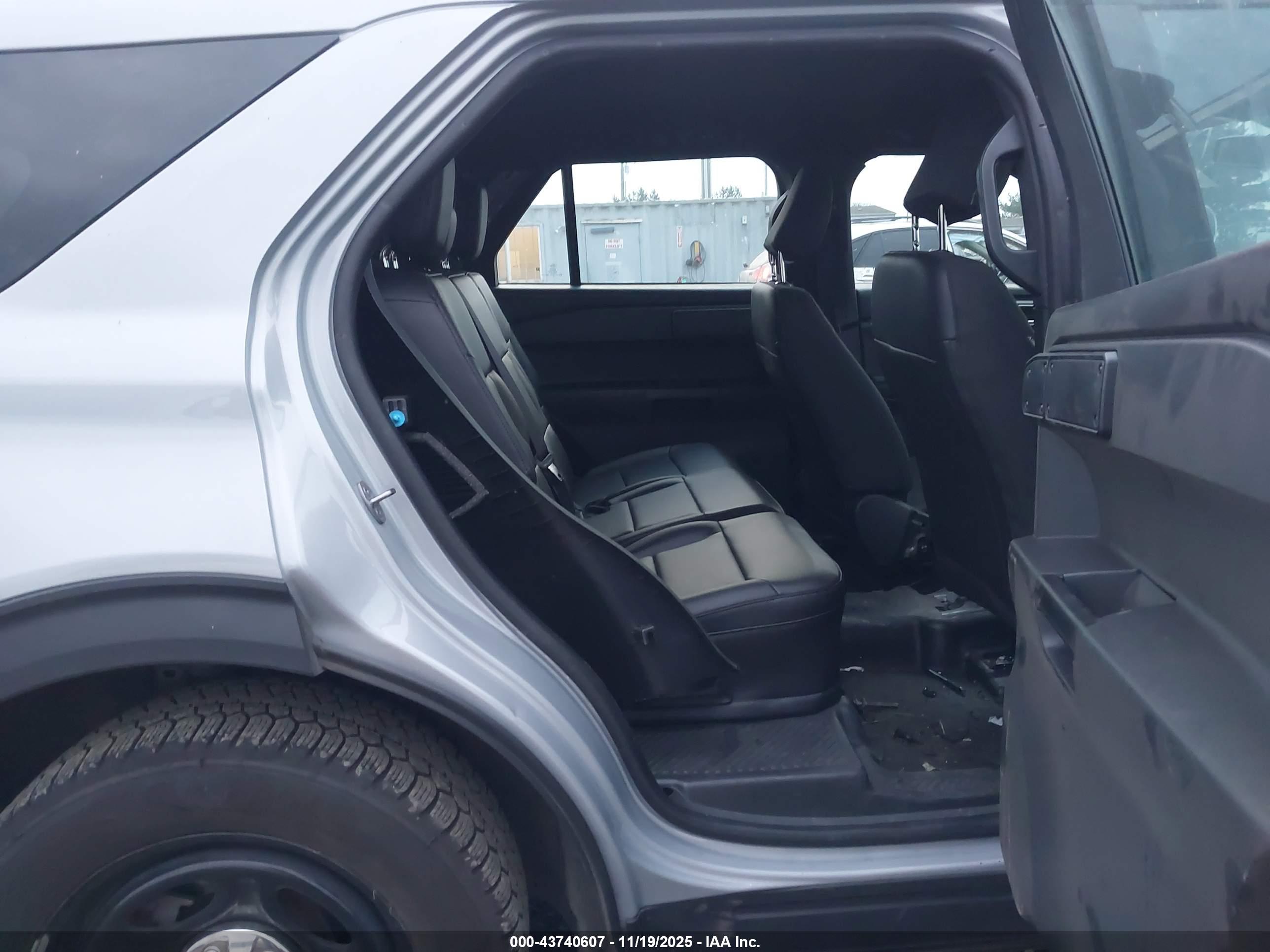 FORD POLICE image 8