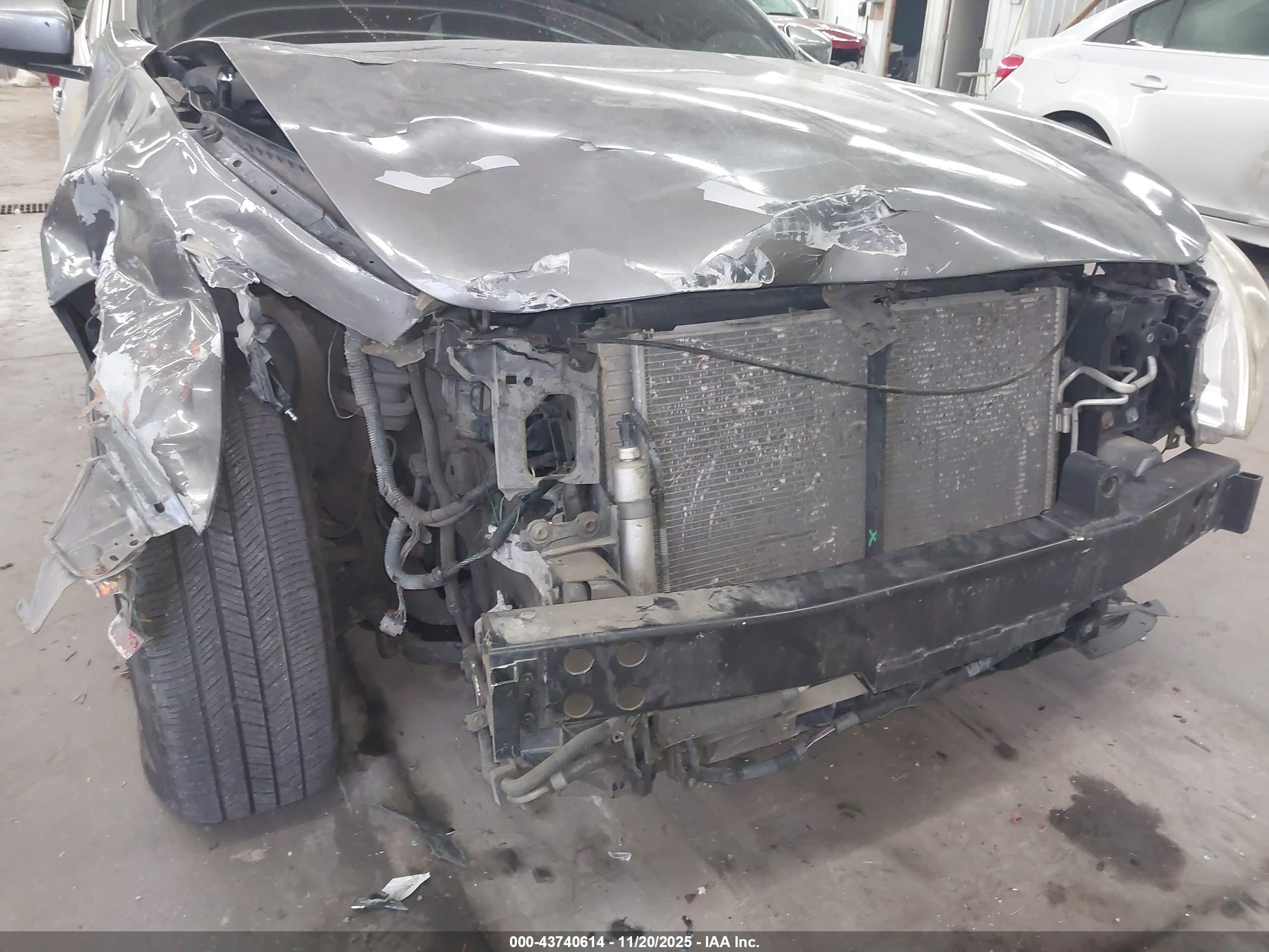 INFINITI G37X image 6