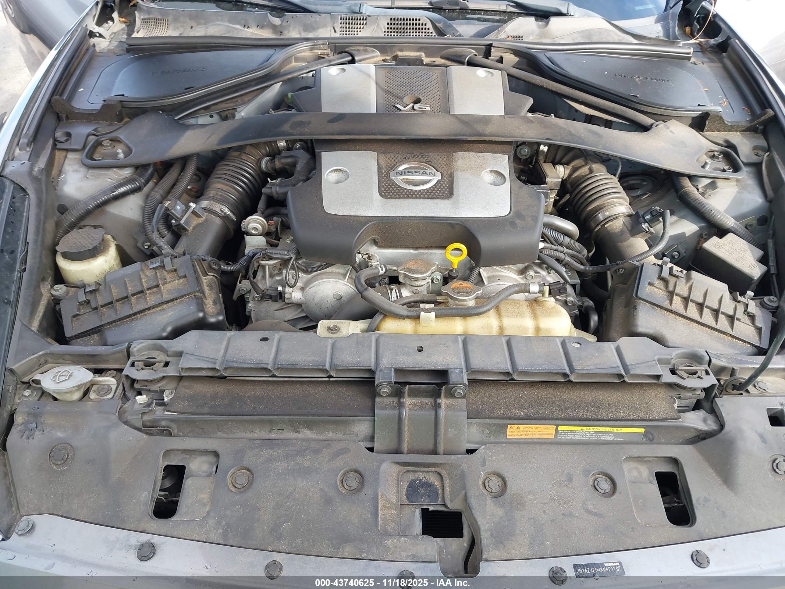 NISSAN 370Z image 10