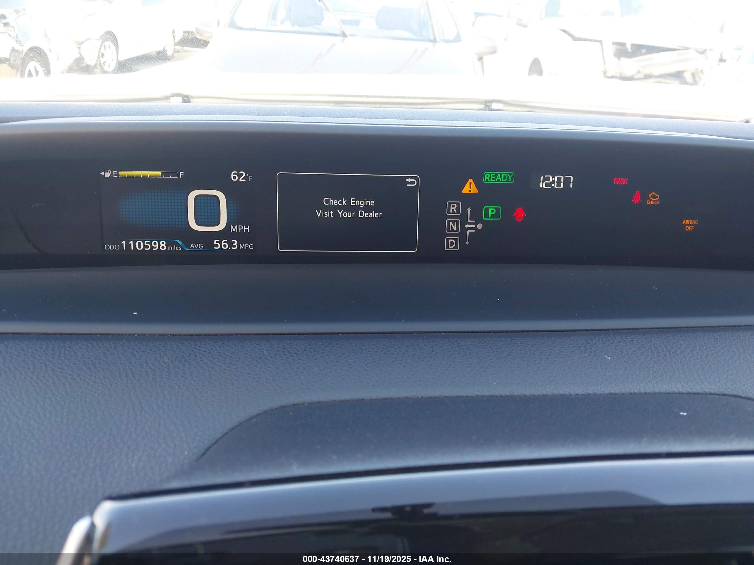 TOYOTA PRIUS image 7