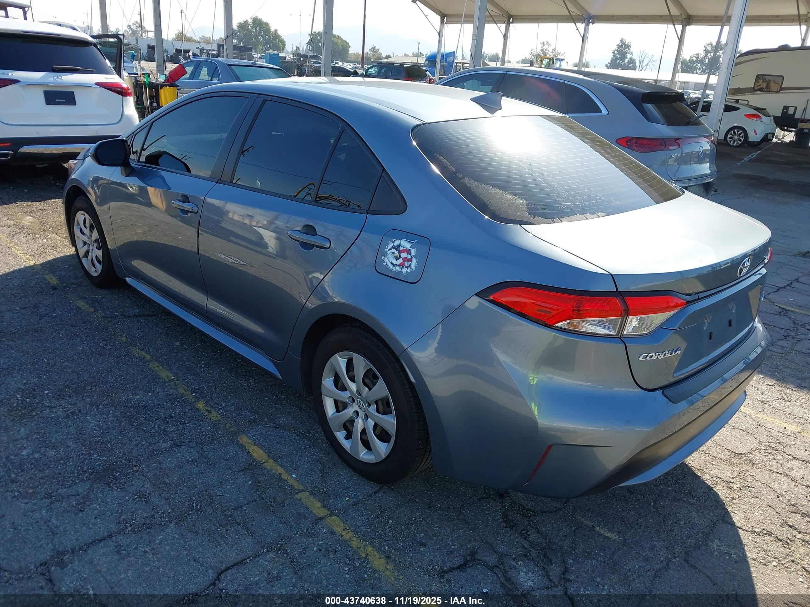 TOYOTA COROLLA image 3