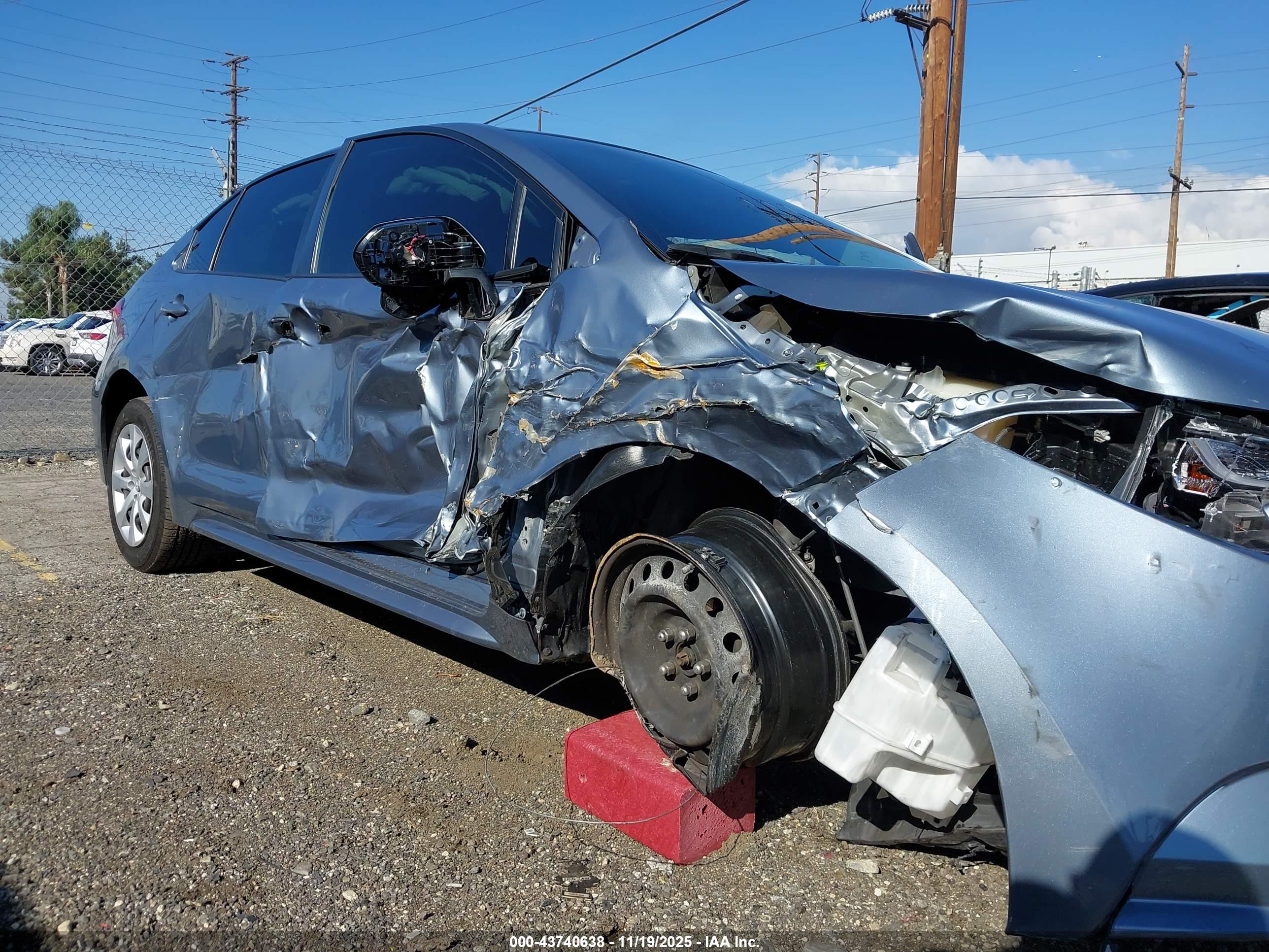 TOYOTA COROLLA image 6