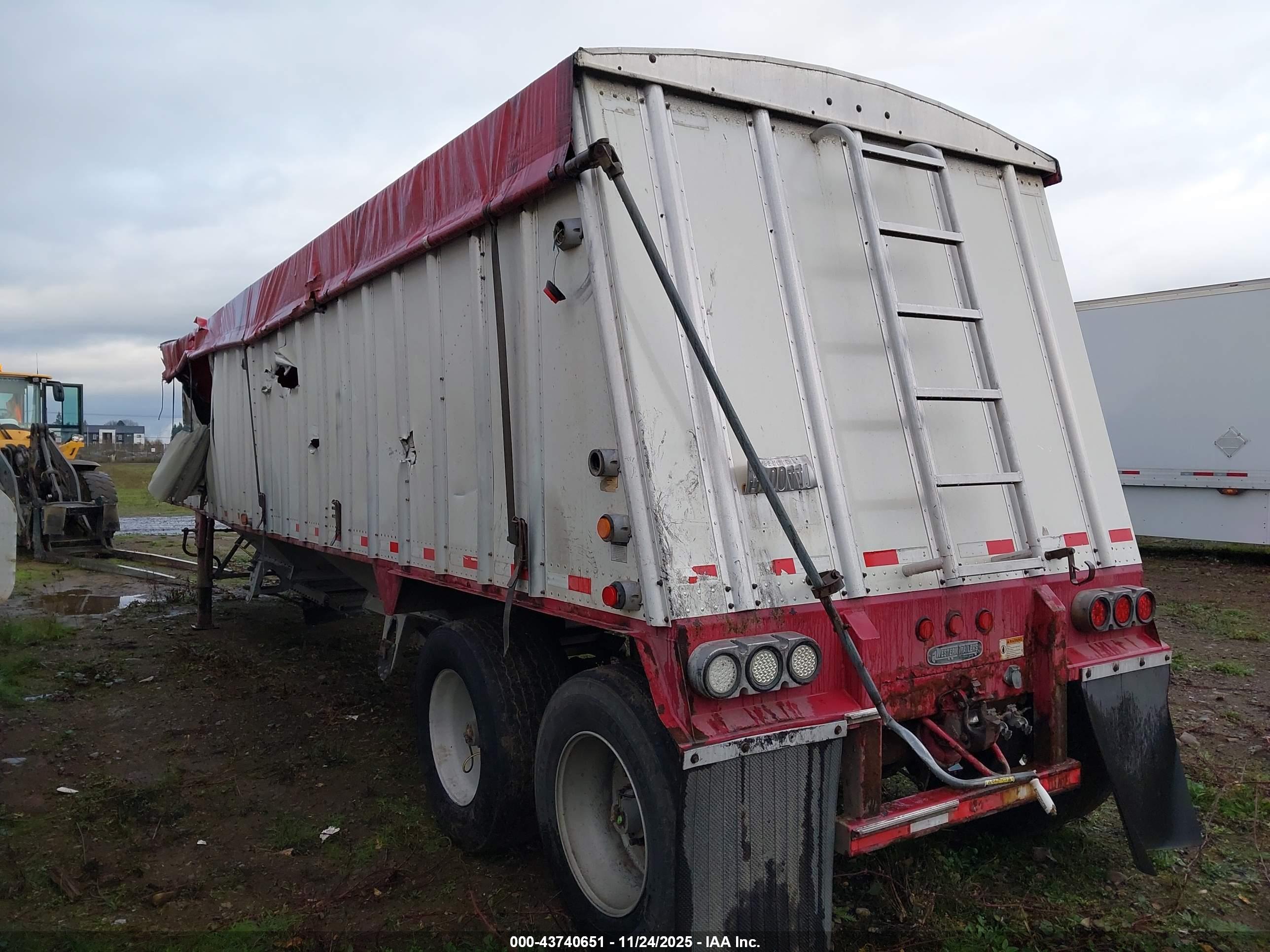WESTERN TRAILERS image 3
