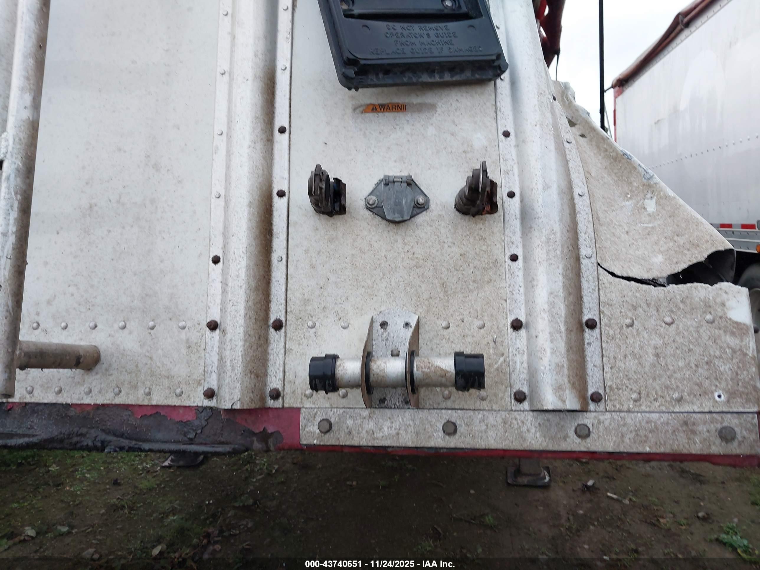 WESTERN TRAILERS image 7