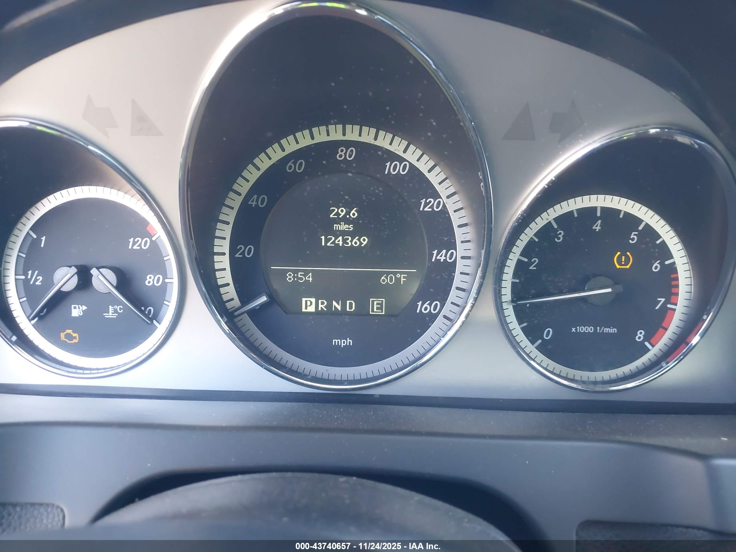 MERCEDES-BENZ C image 7