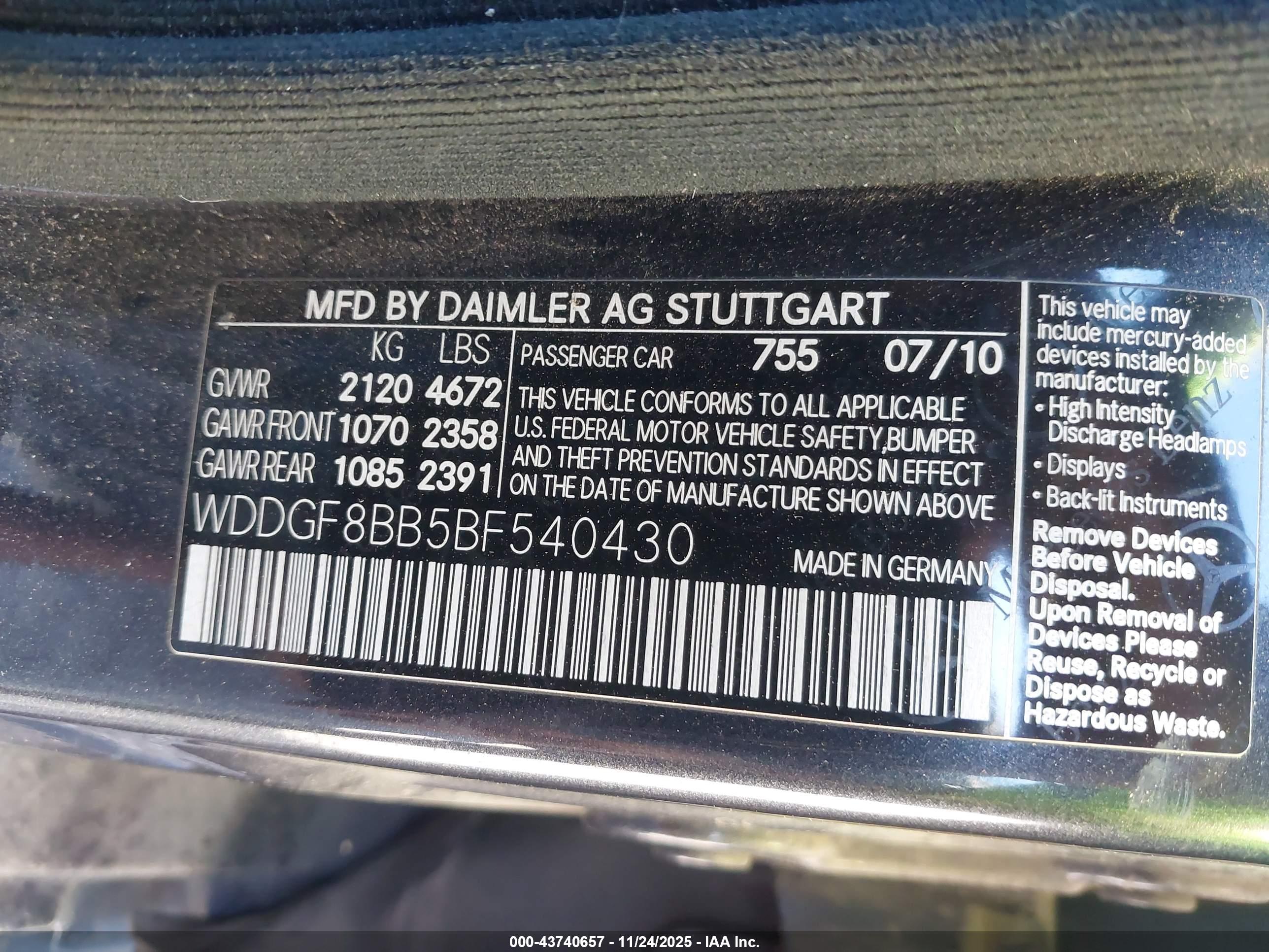 MERCEDES-BENZ C image 9