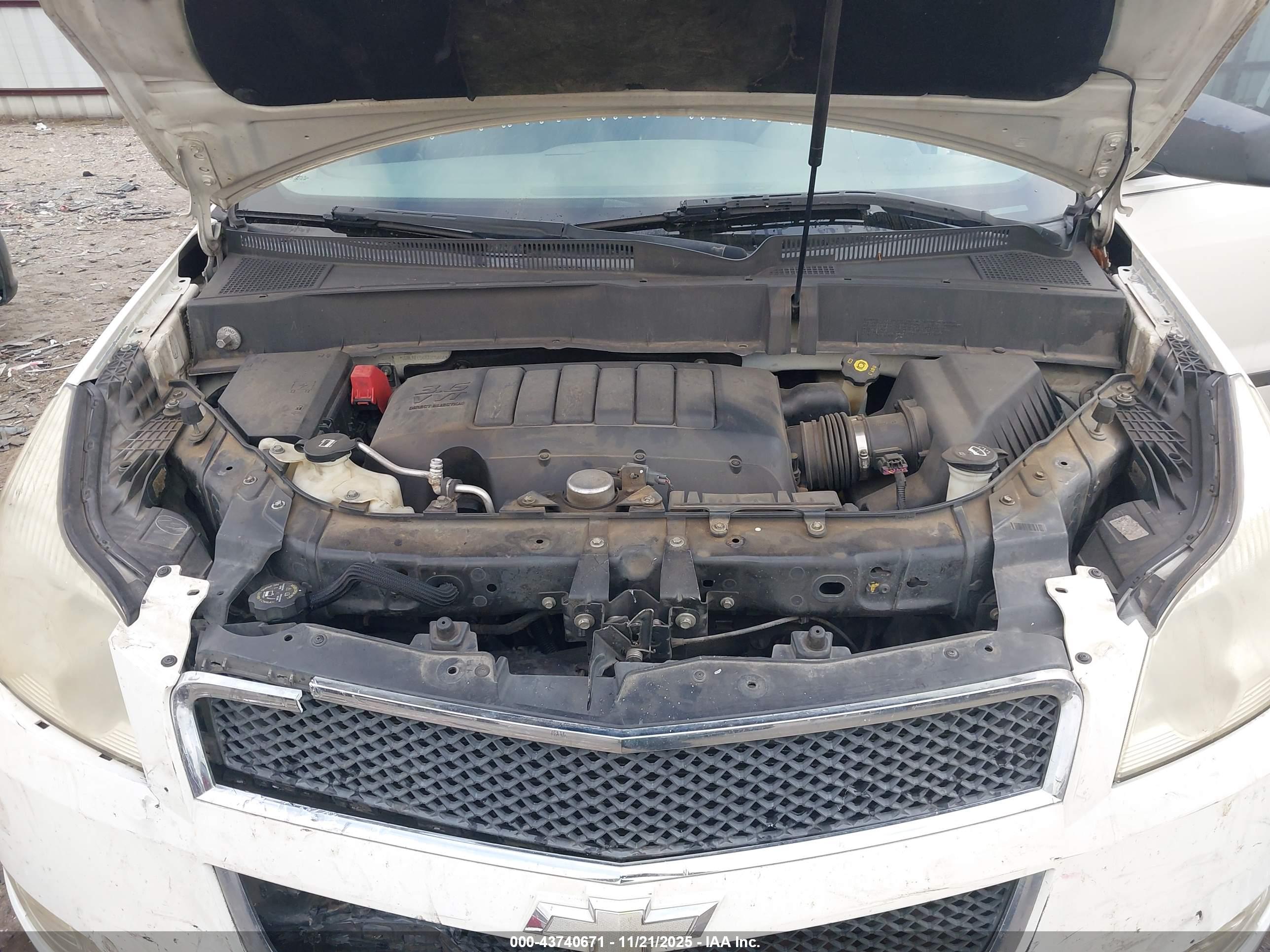 CHEVROLET TRAVERSE image 10