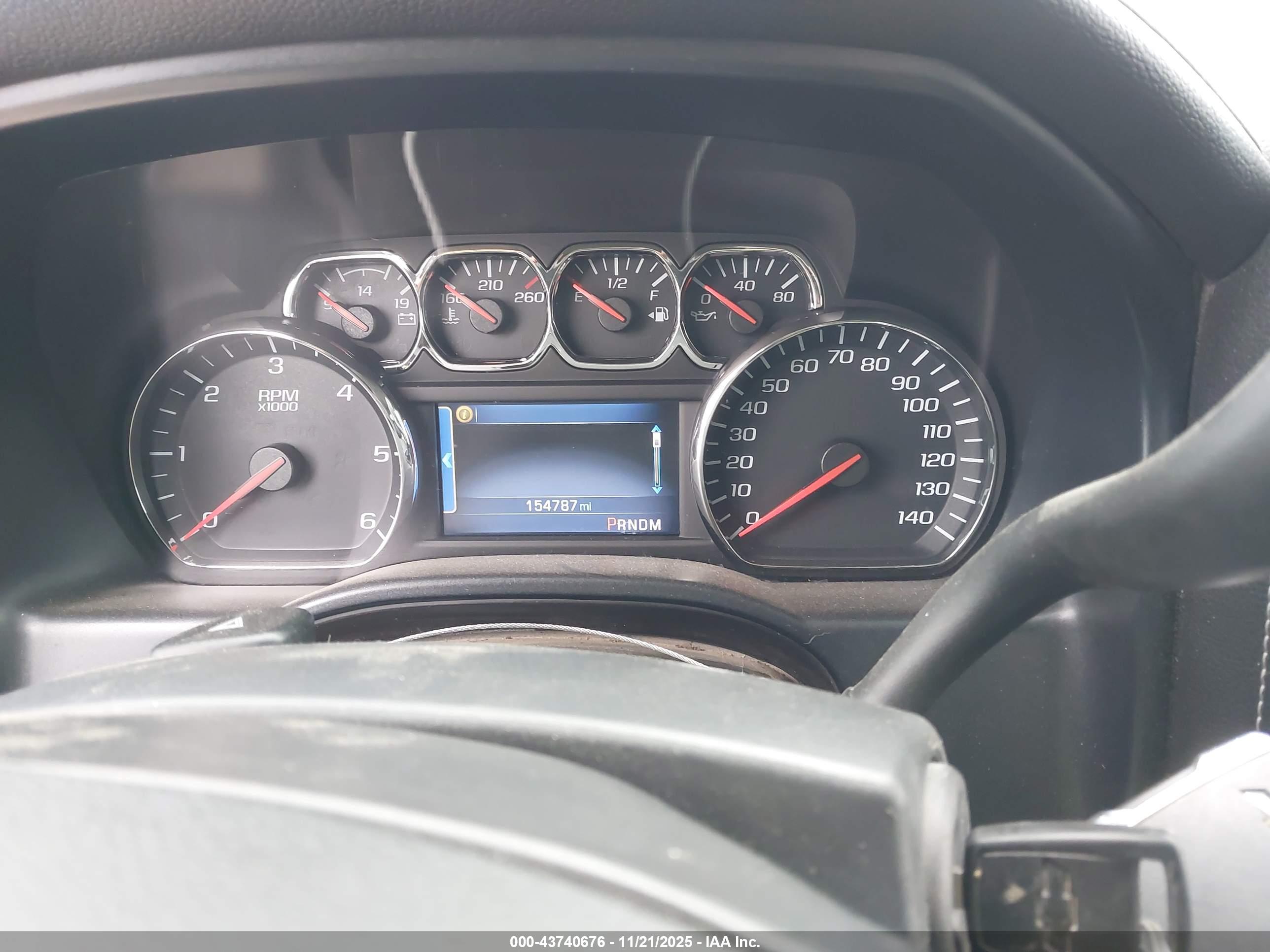 CHEVROLET SILVERADO image 7