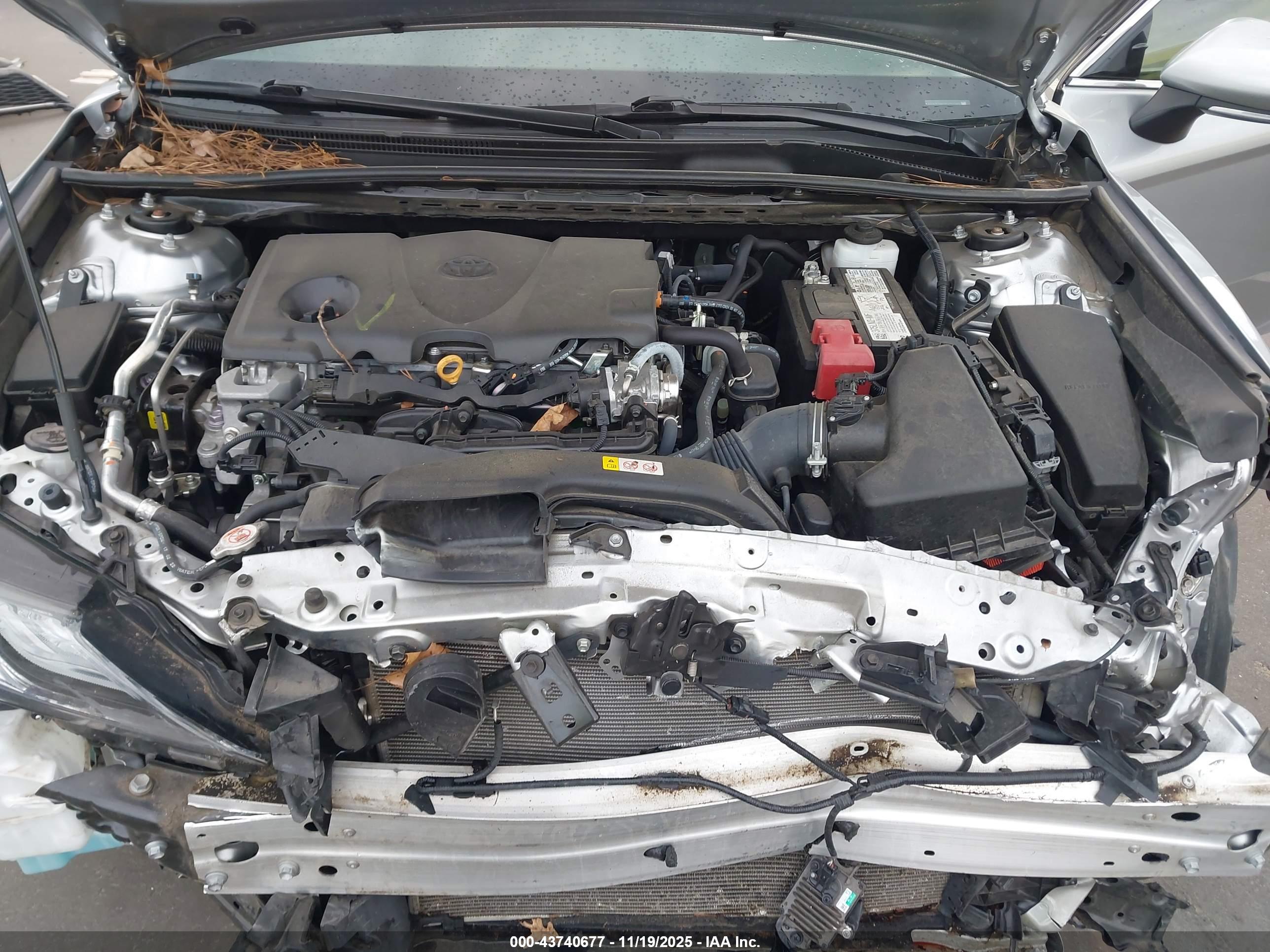 TOYOTA CAMRY image 10