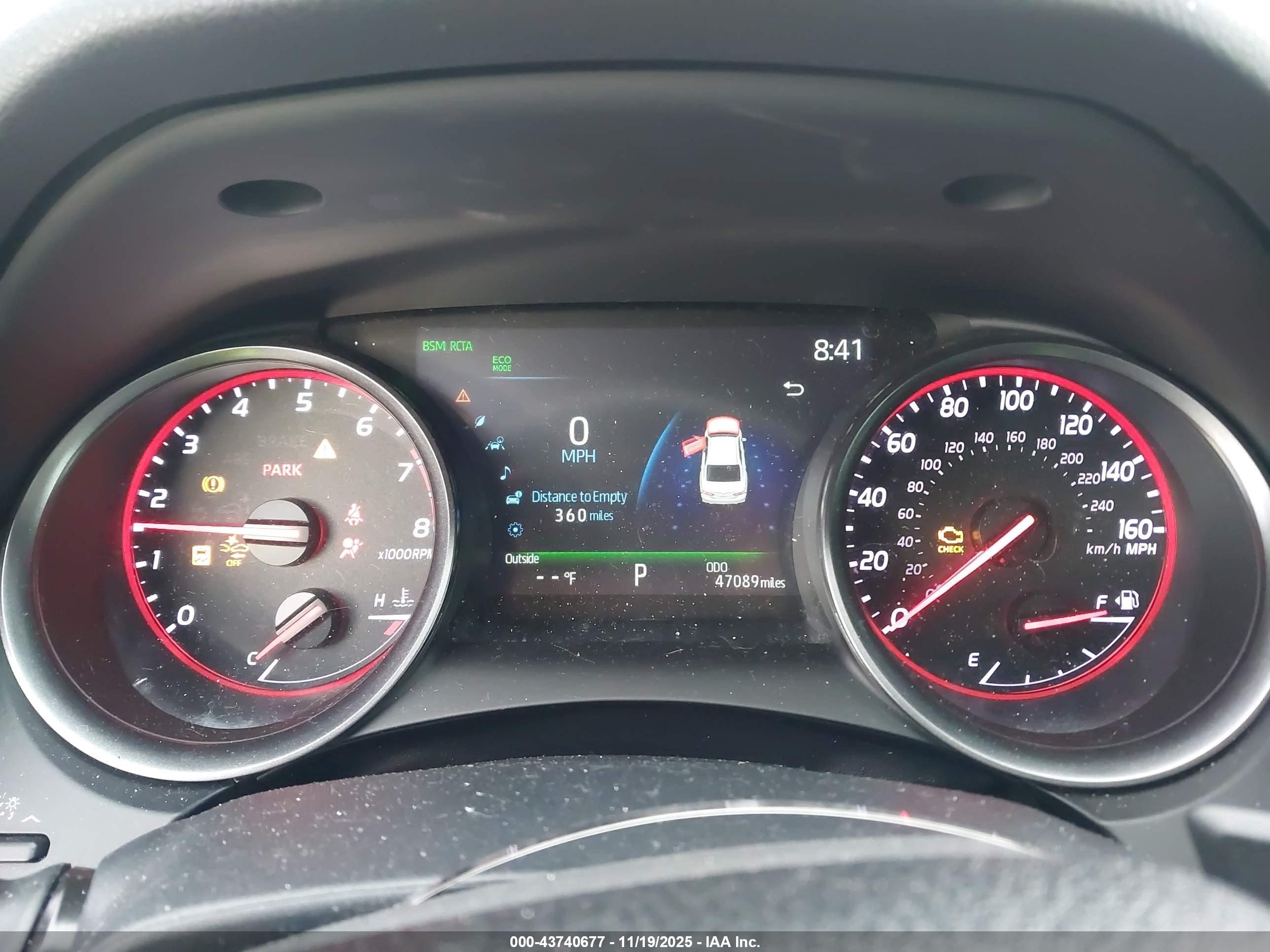 TOYOTA CAMRY image 7