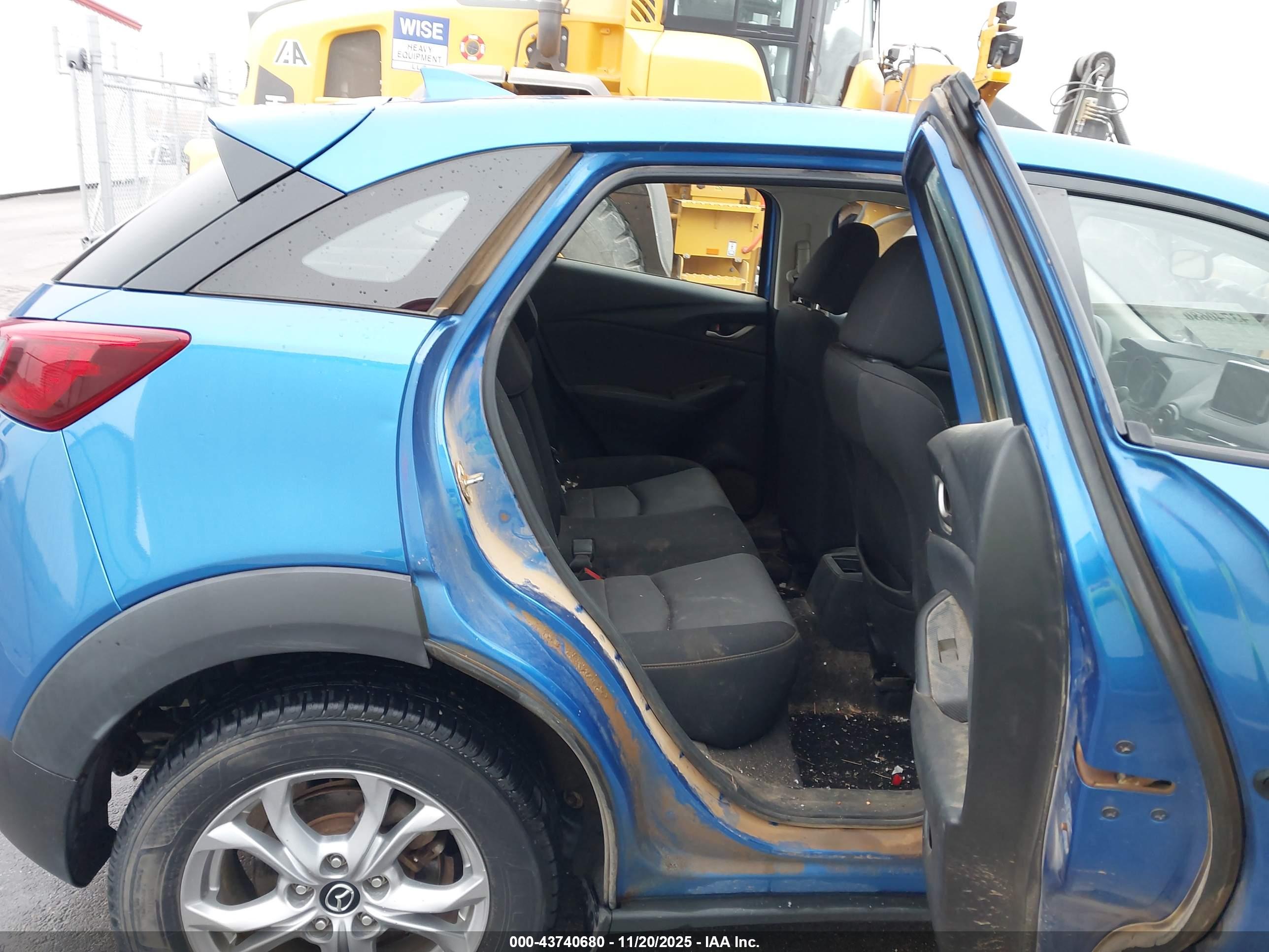 MAZDA CX-3 image 8