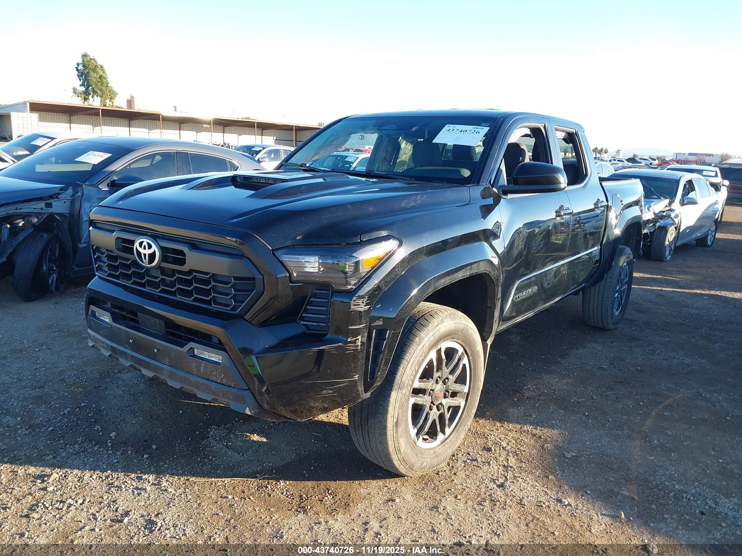 TOYOTA TACOMA image 2