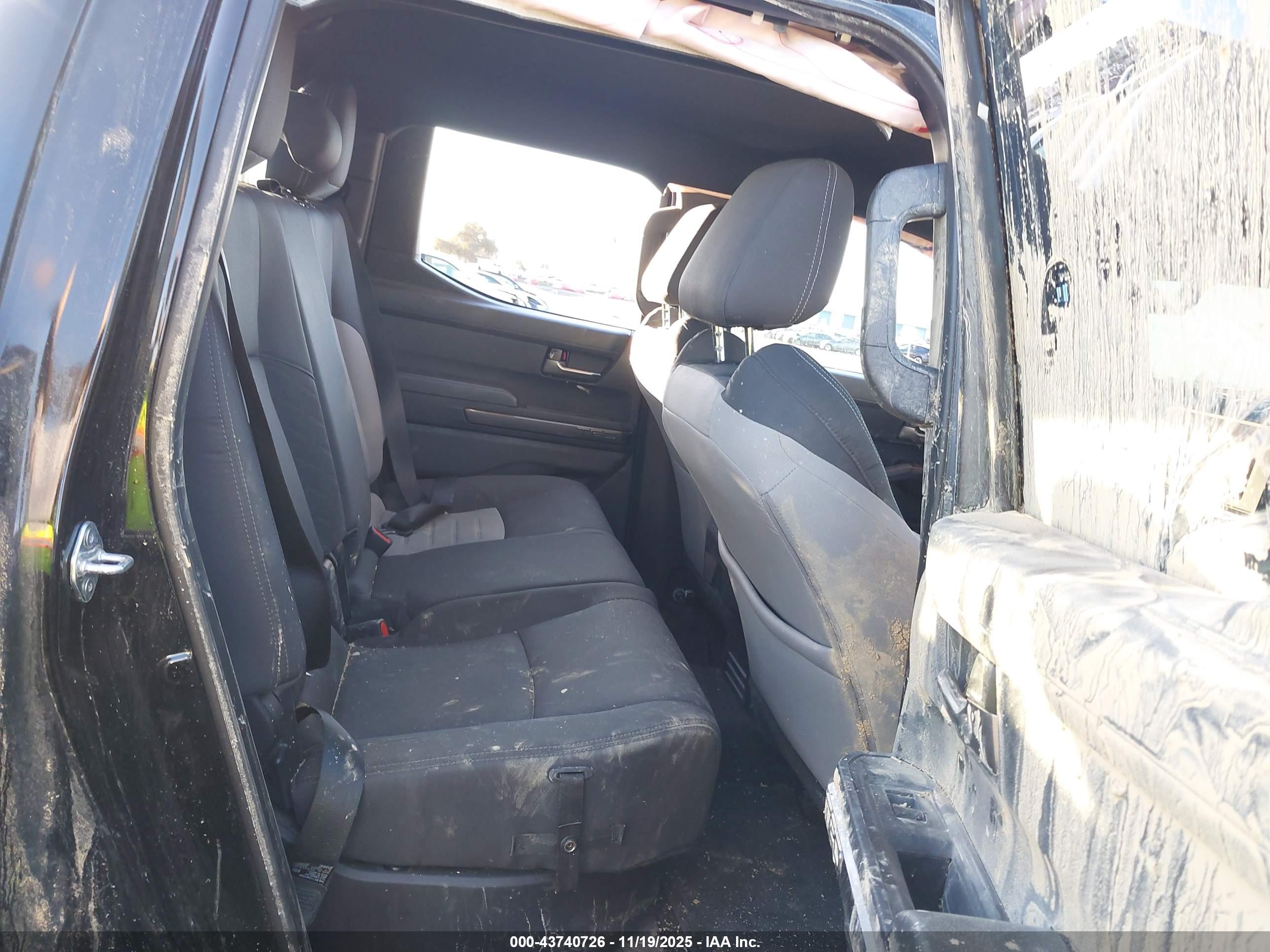 TOYOTA TACOMA image 8