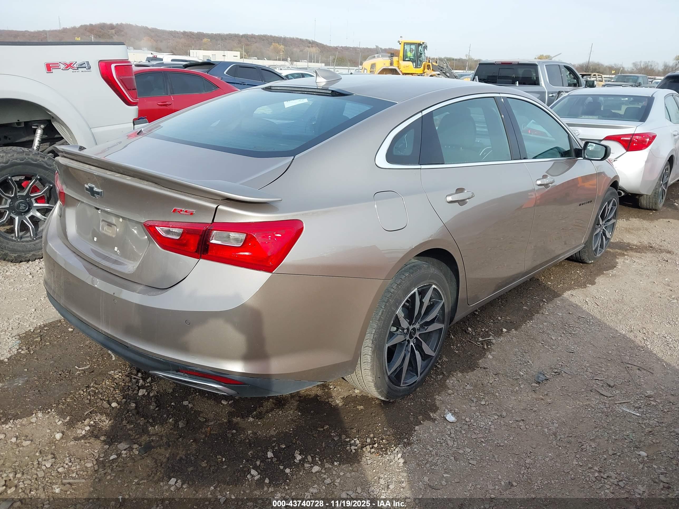 CHEVROLET MALIBU image 4