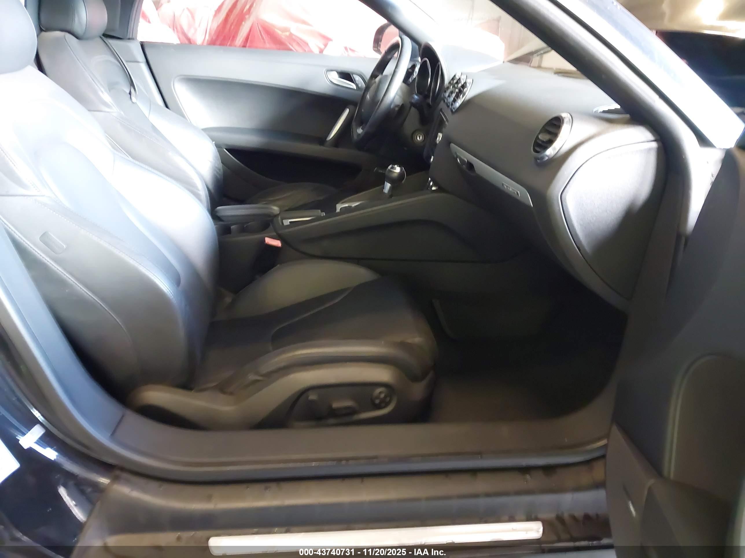 AUDI TT image 5