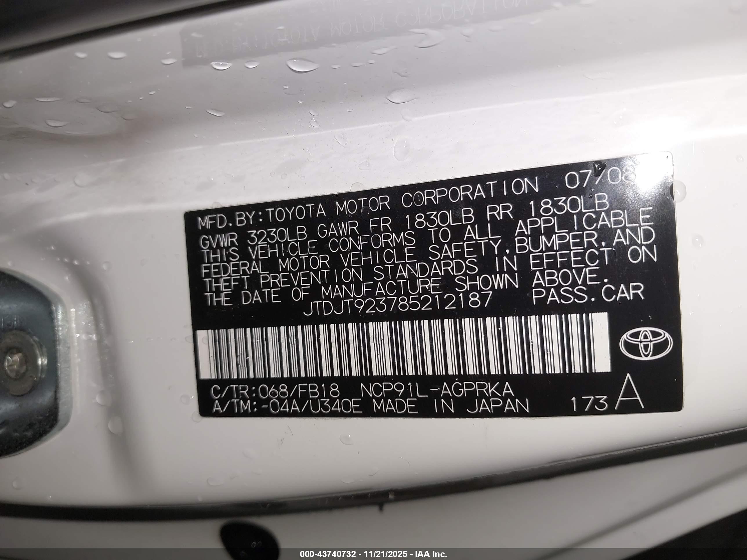 TOYOTA YARIS image 9