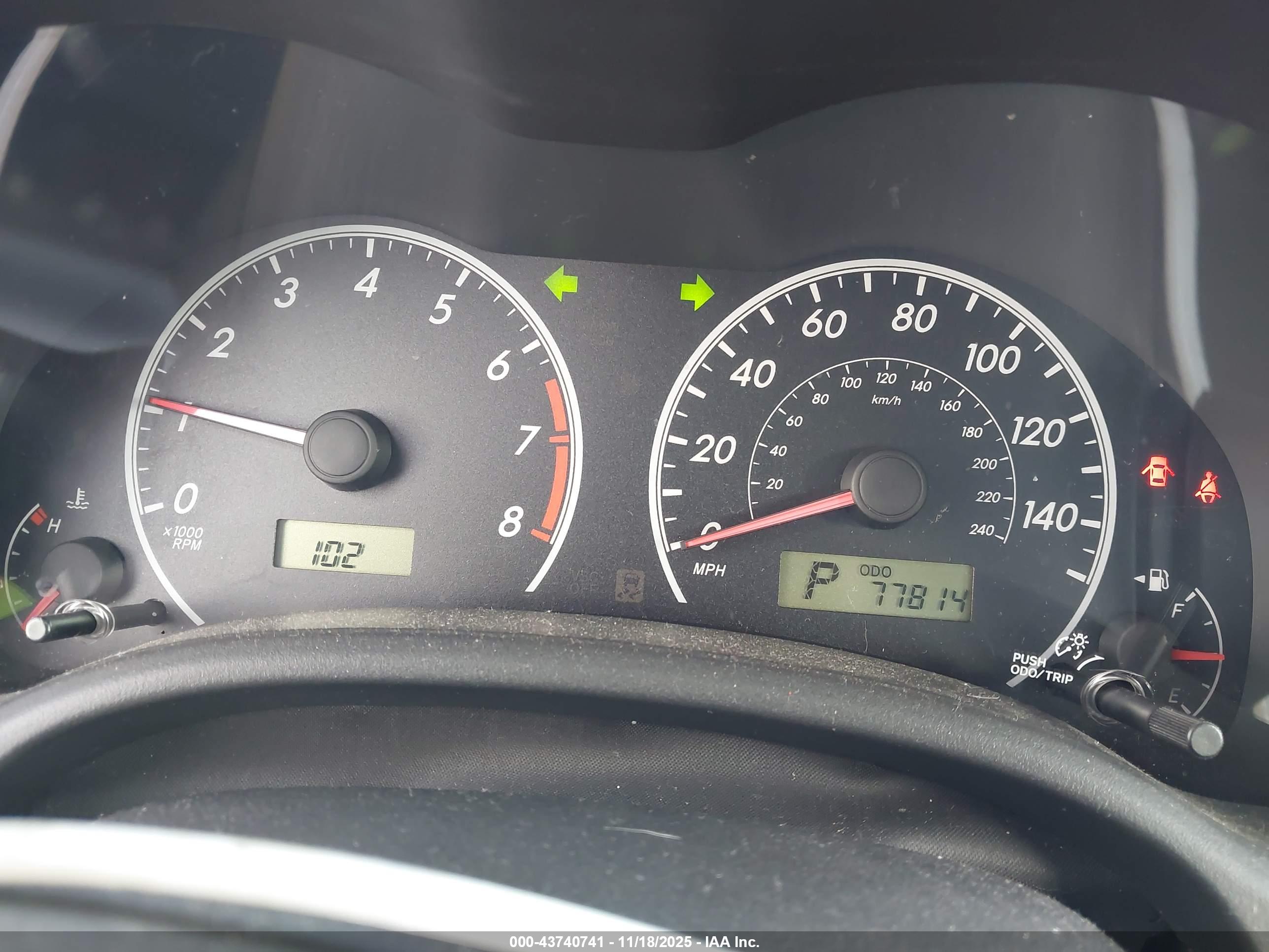 TOYOTA COROLLA image 7