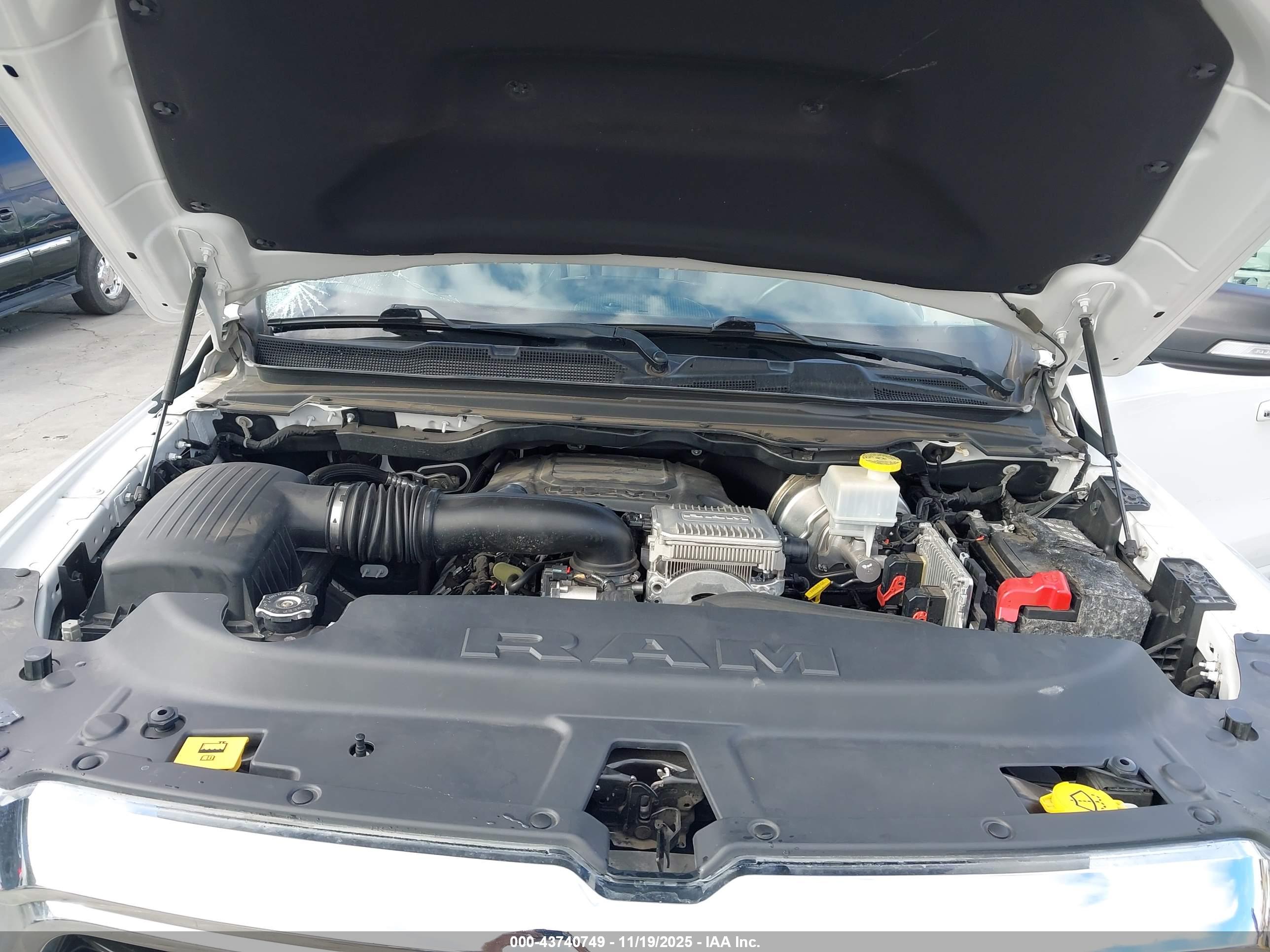 RAM 1500 image 10