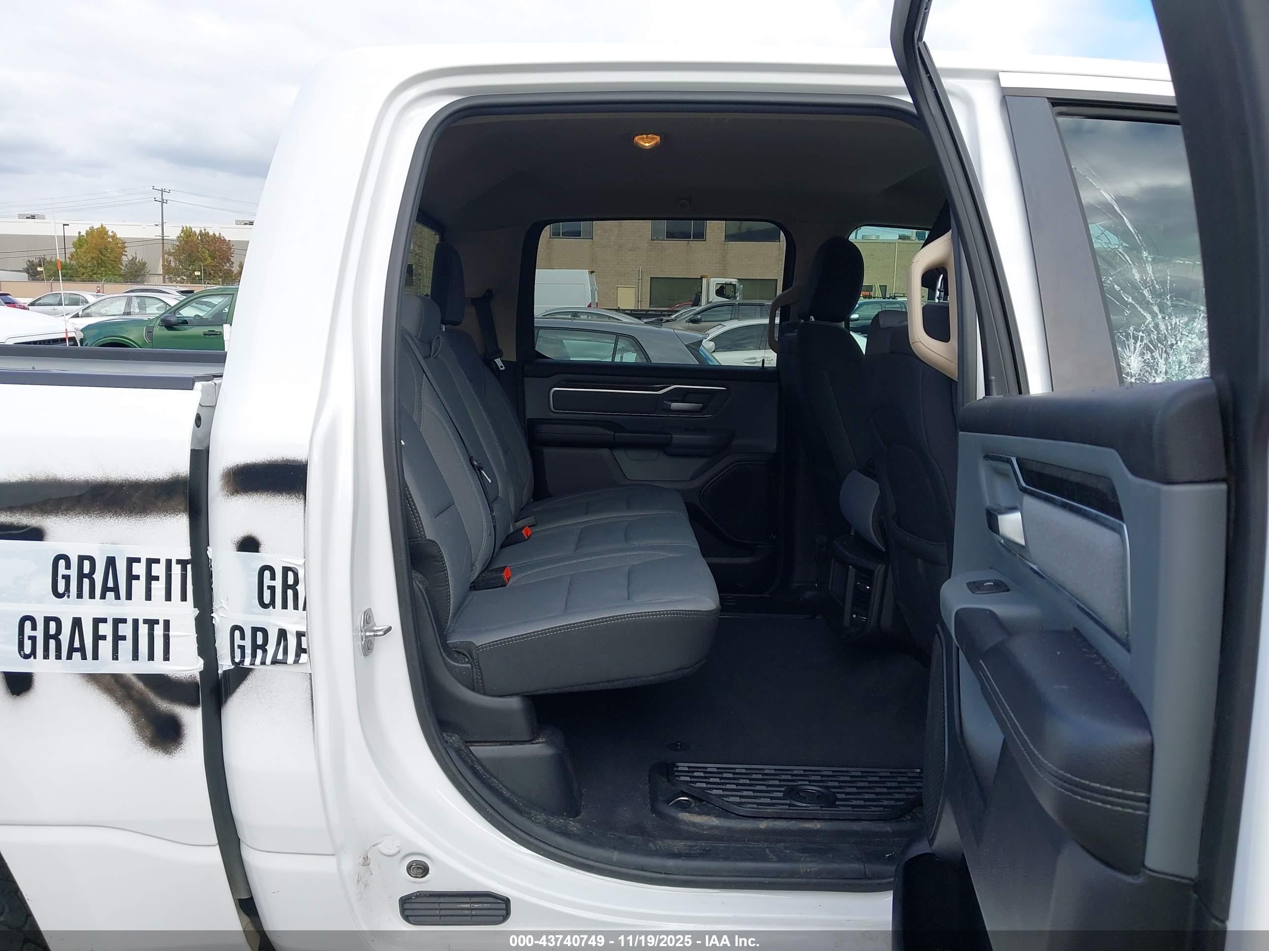 RAM 1500 image 8