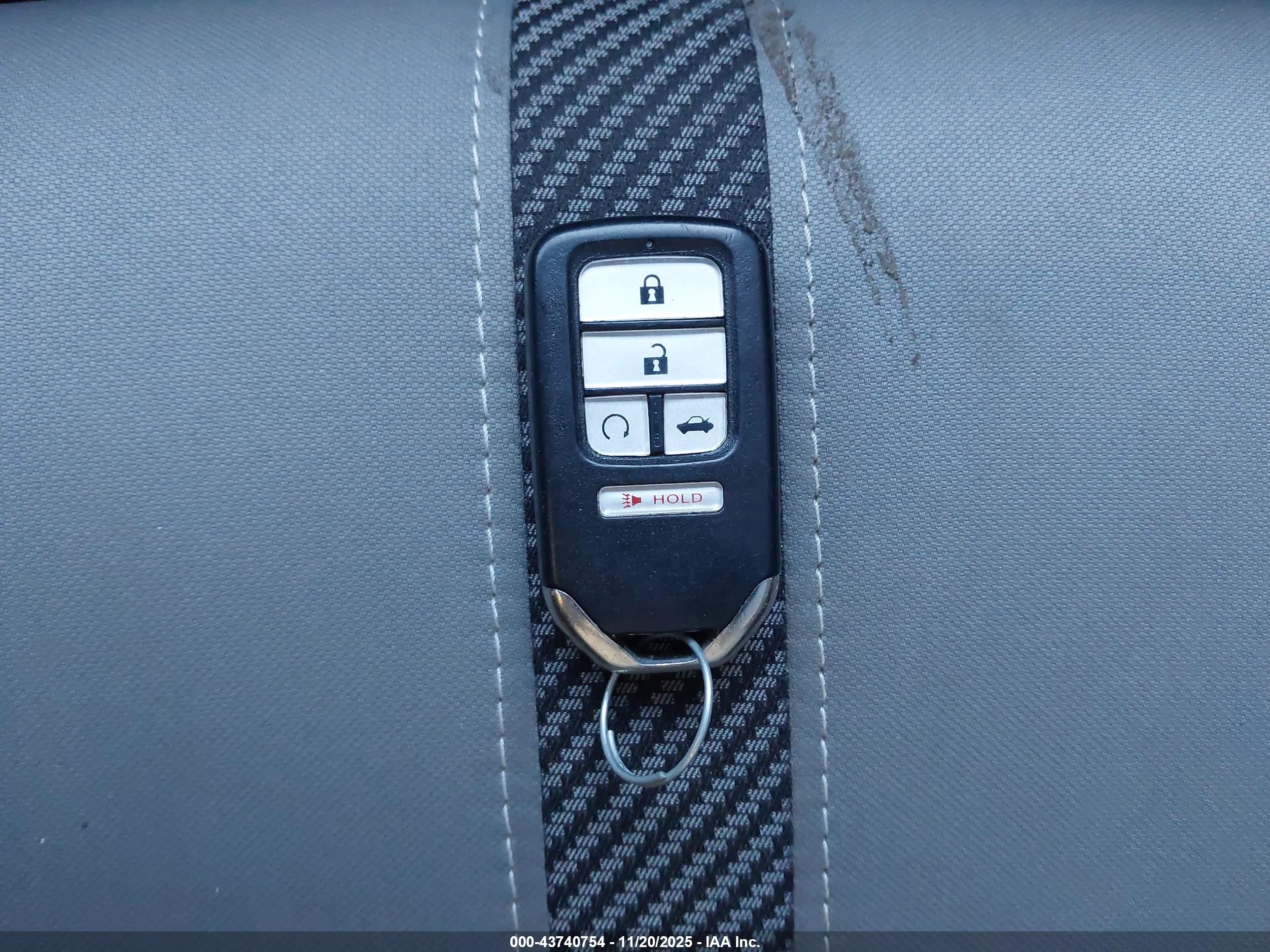 HONDA CIVIC image 11