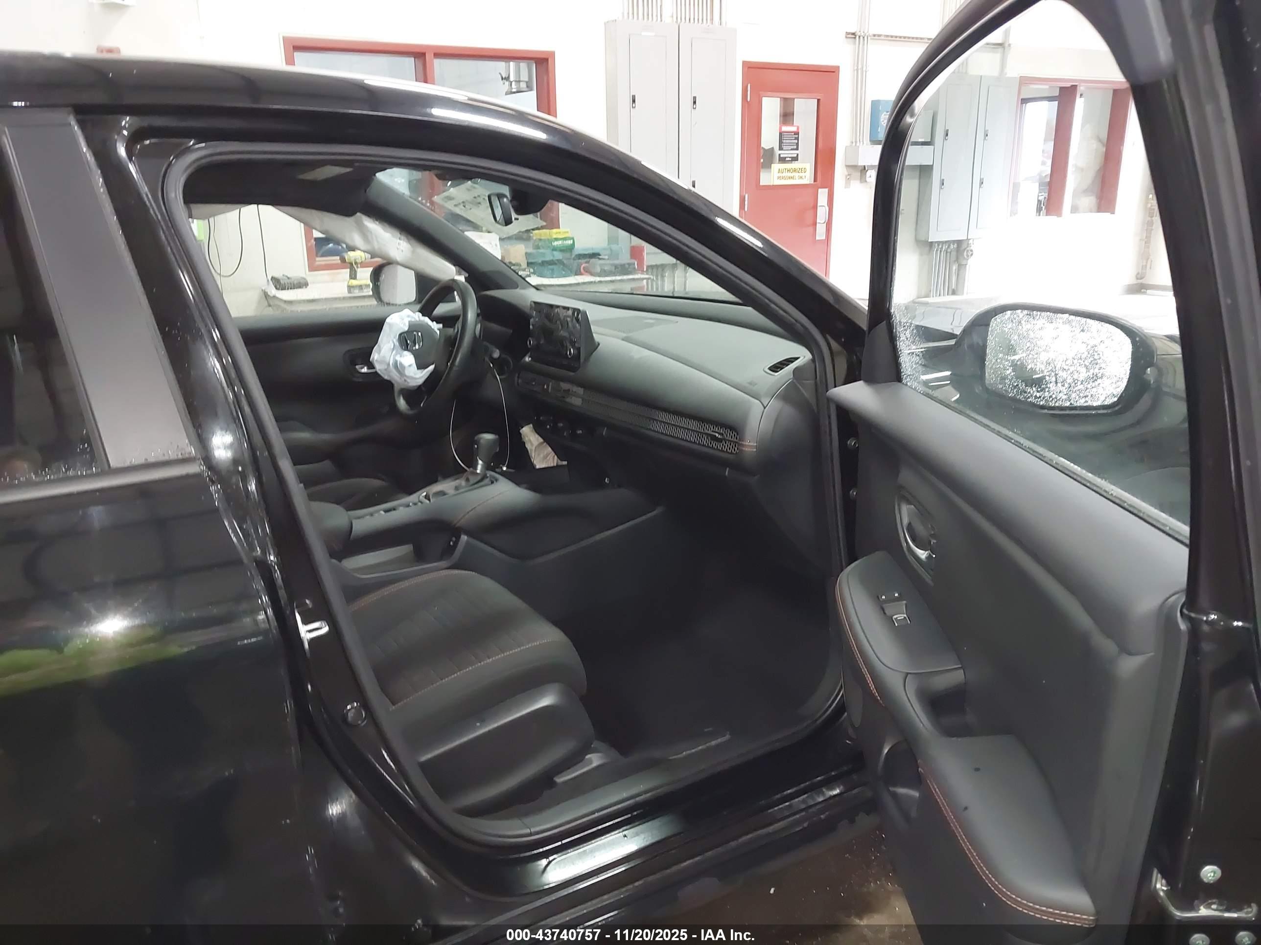 HONDA HR-V image 5