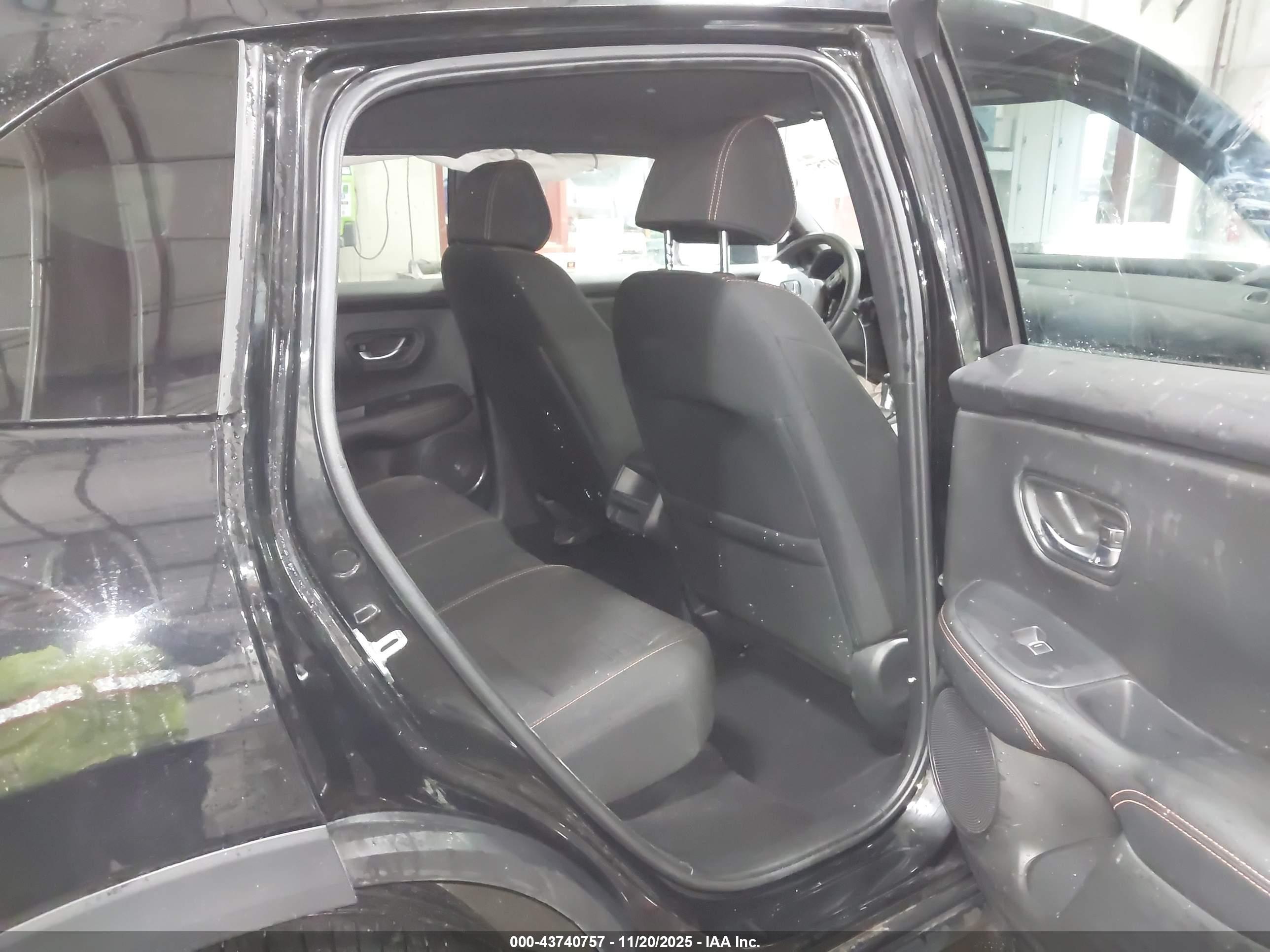 HONDA HR-V image 8