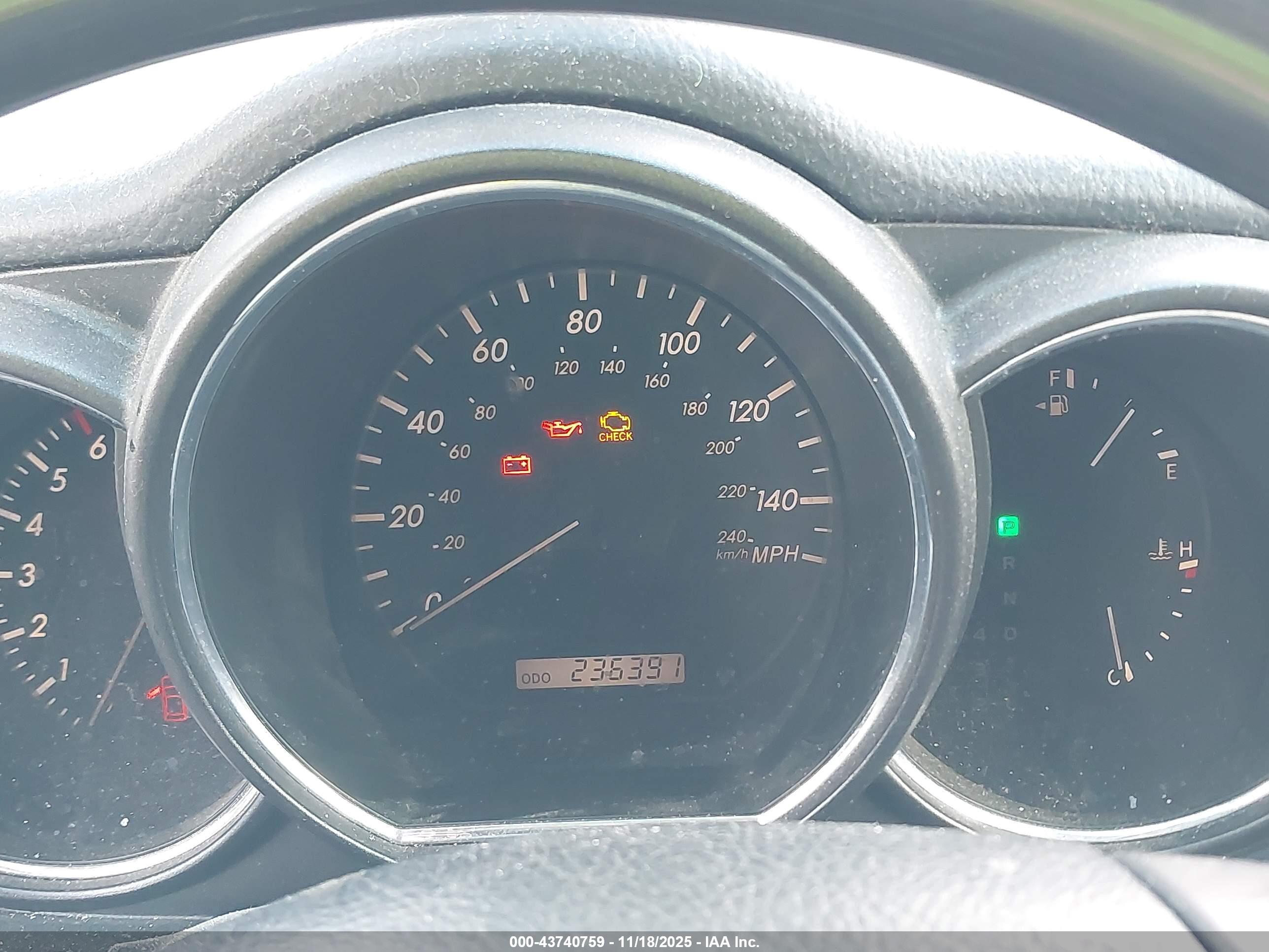 LEXUS RX image 7