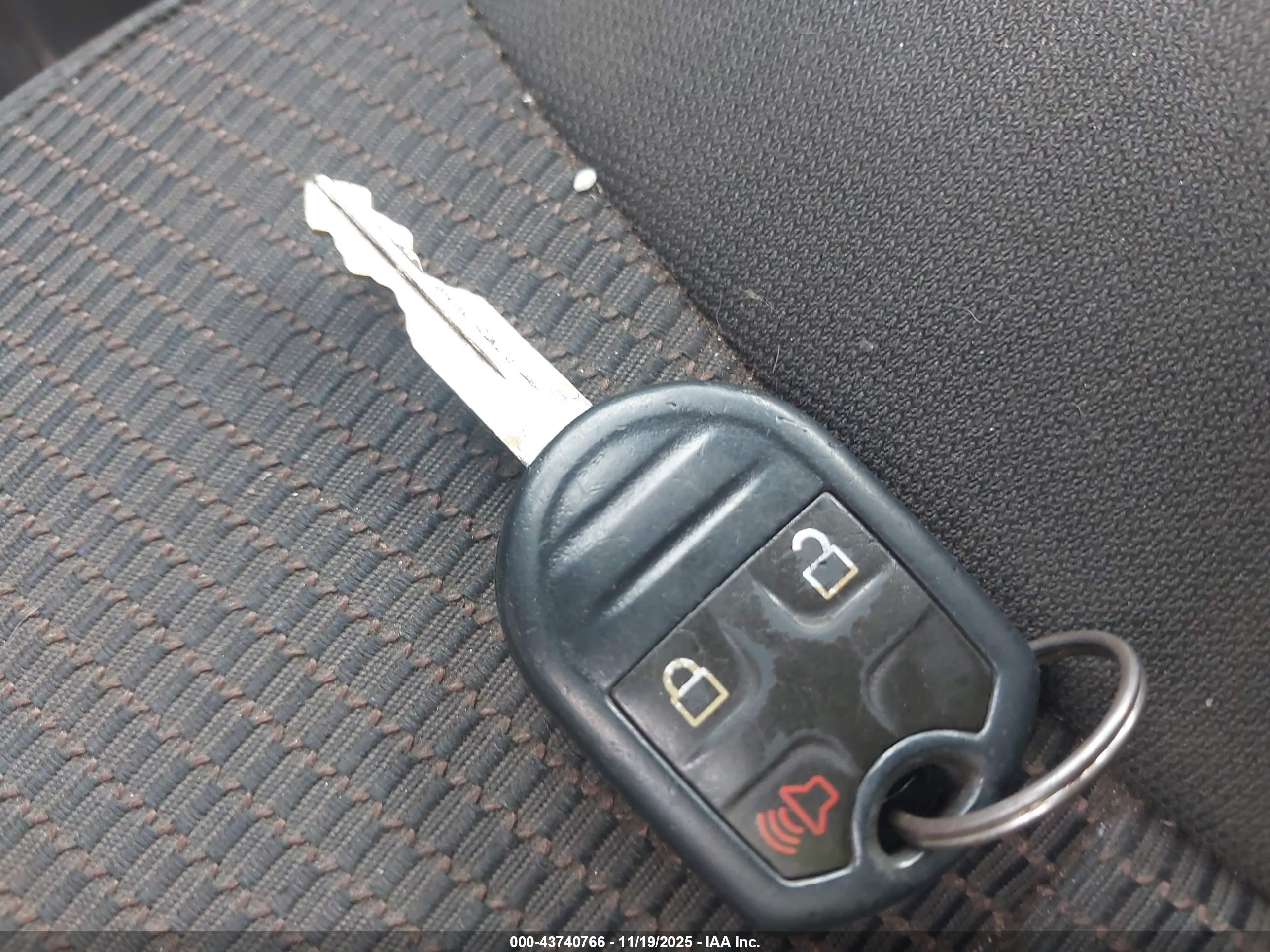 FORD EDGE image 11