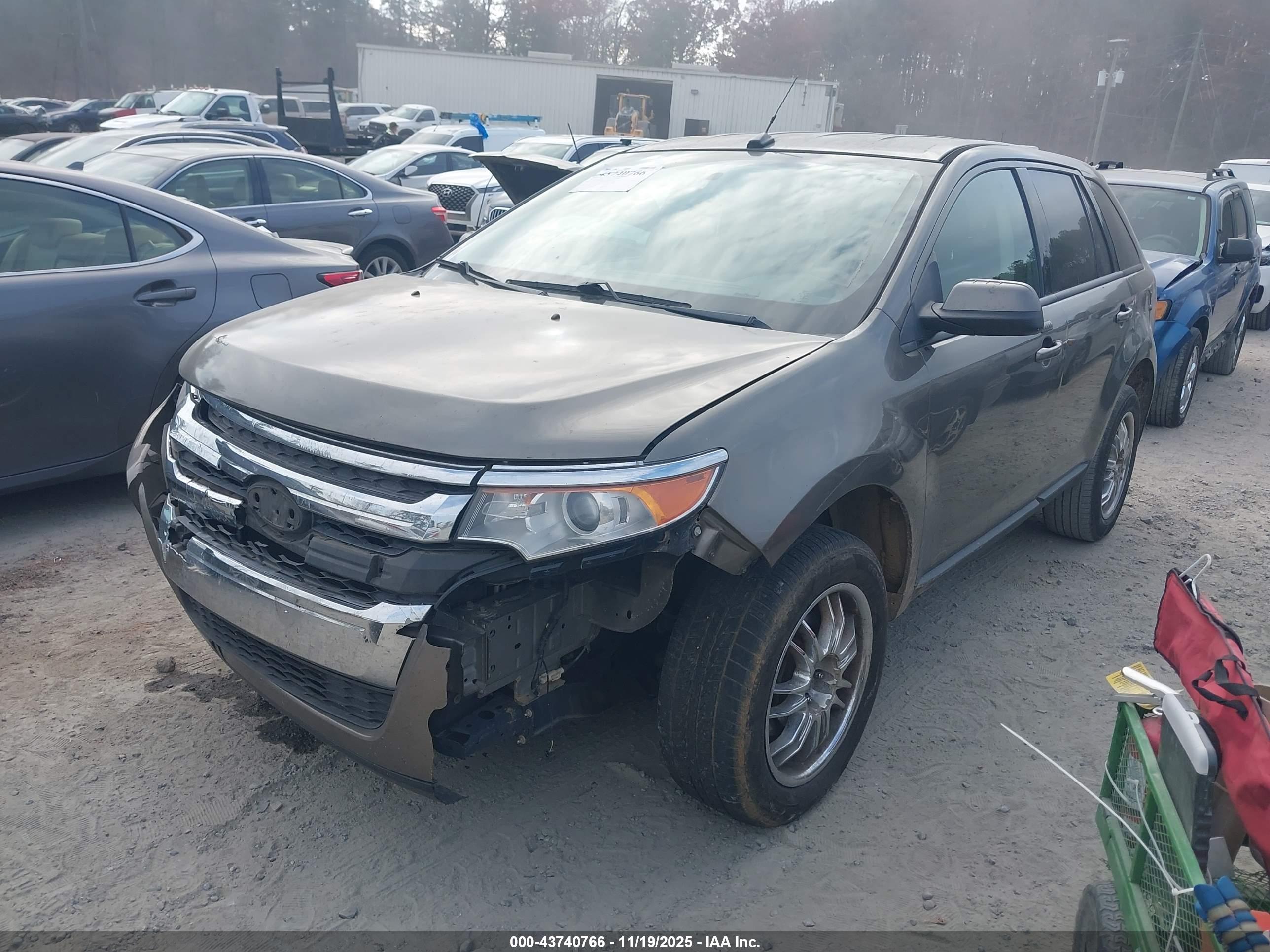 FORD EDGE image 2