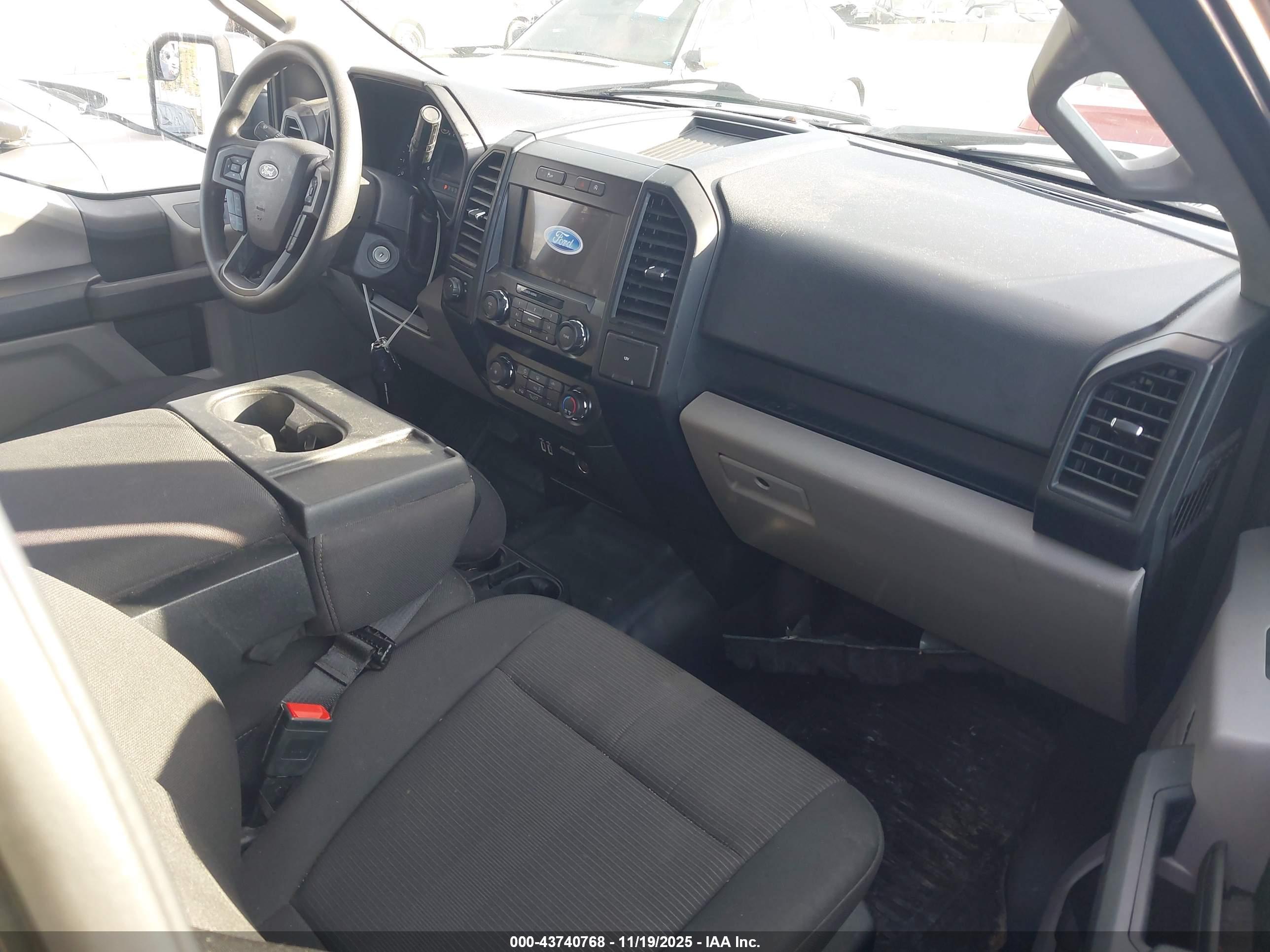 FORD F-150 image 5