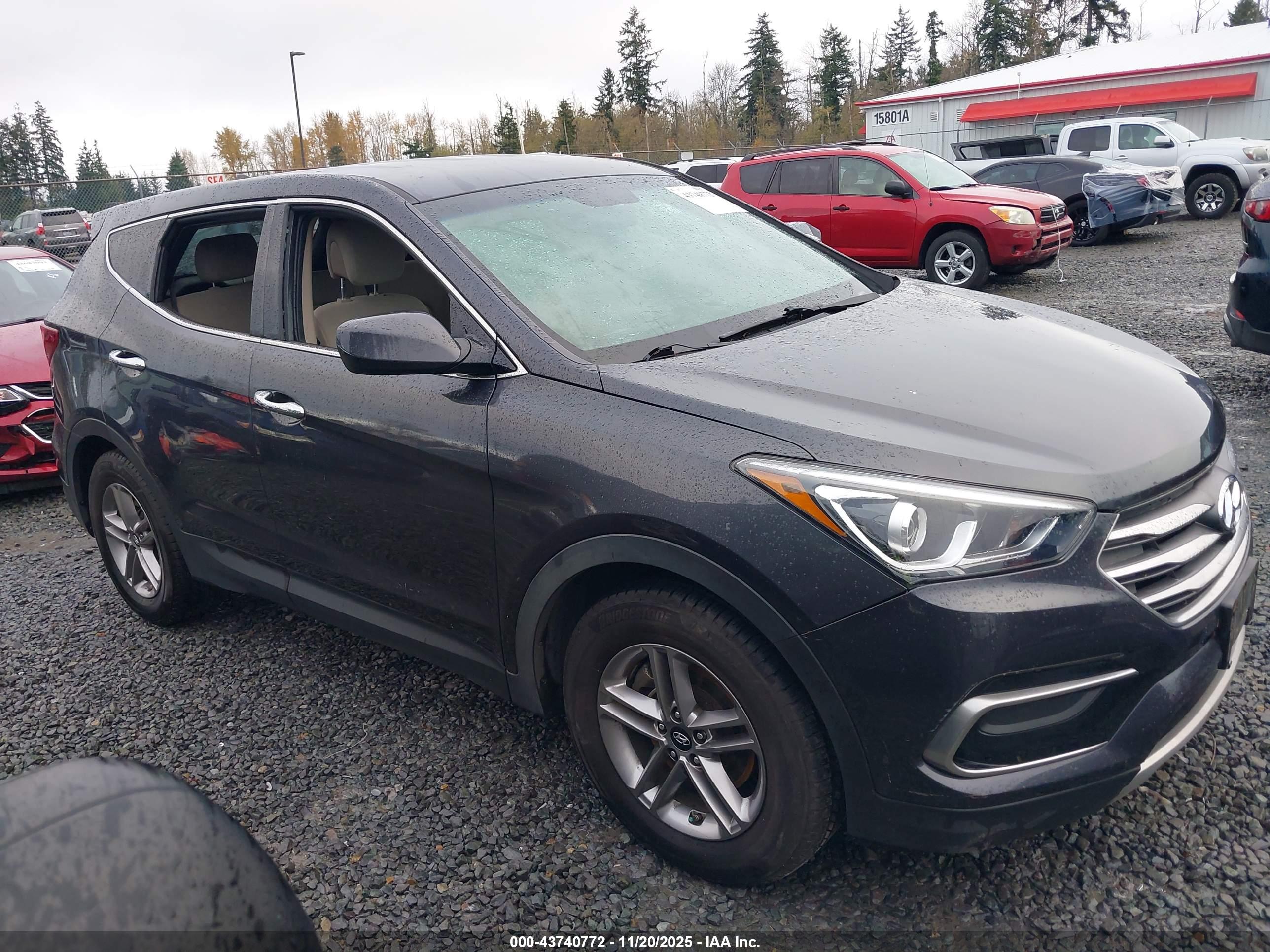 HYUNDAI SANTA image 6