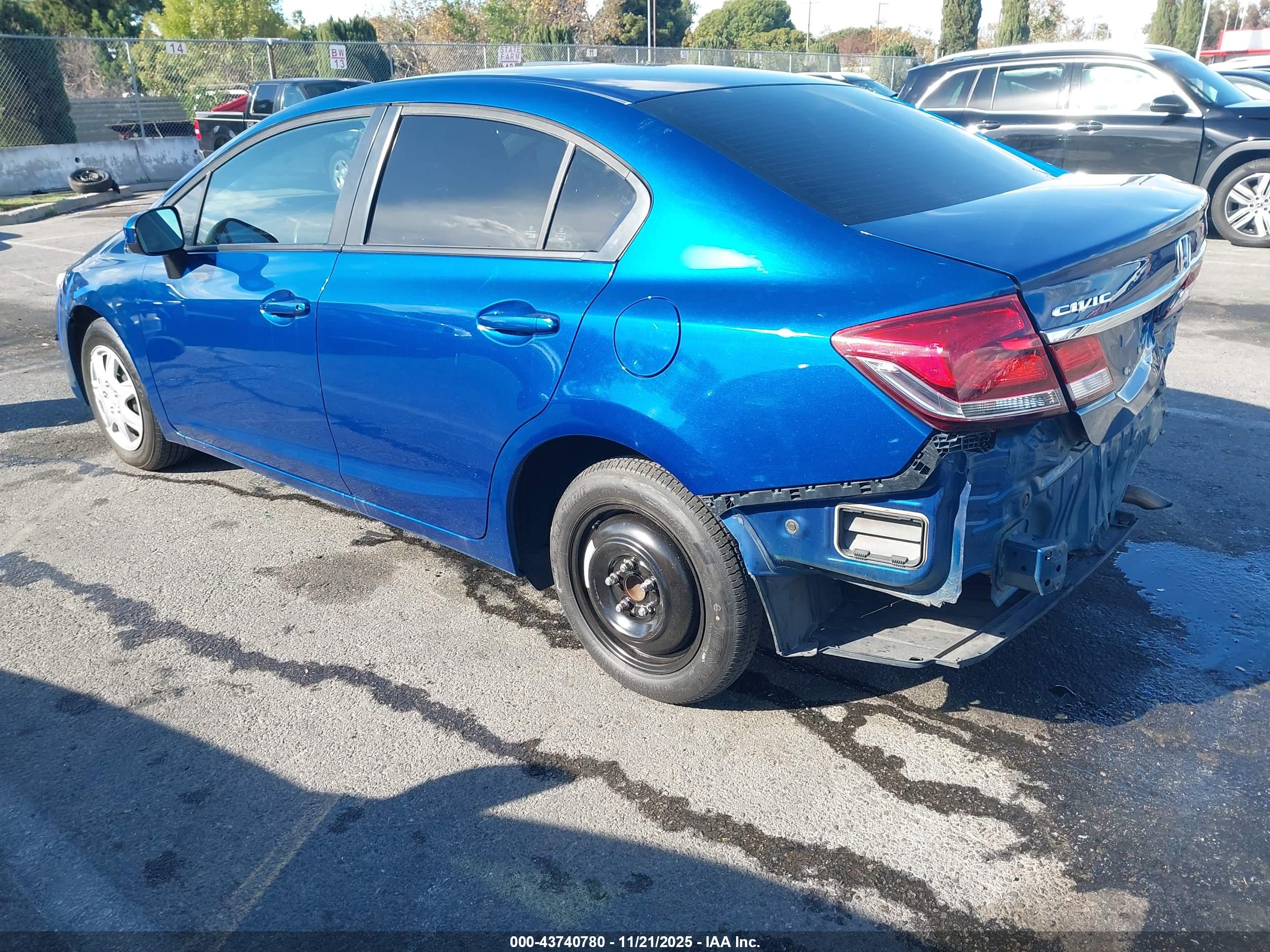 HONDA CIVIC image 3