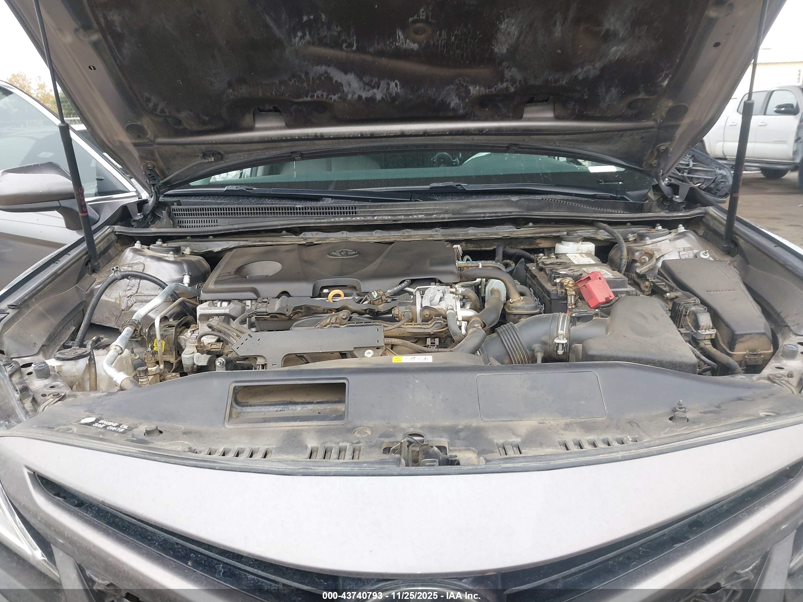 TOYOTA CAMRY image 10