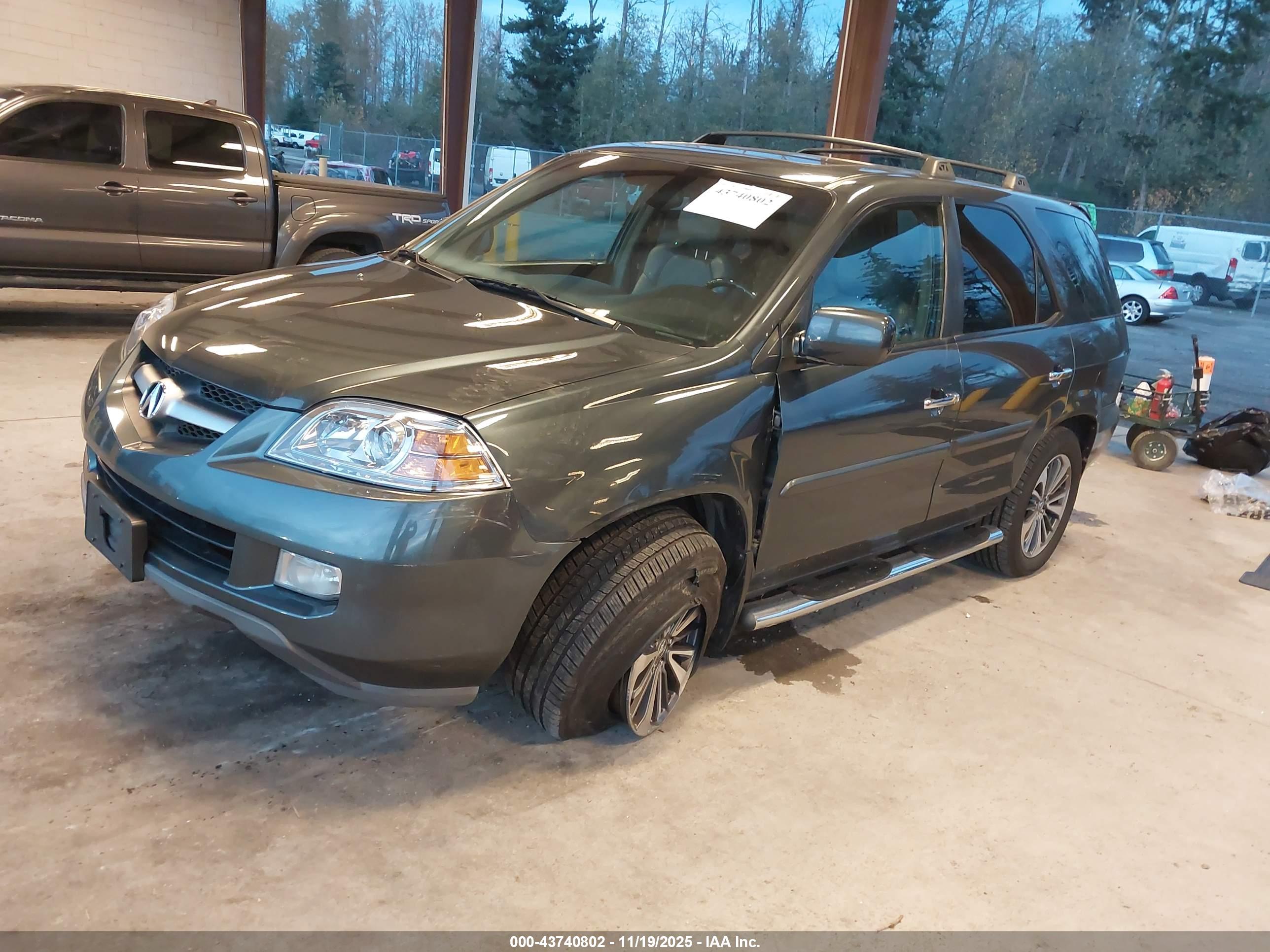 ACURA MDX image 2