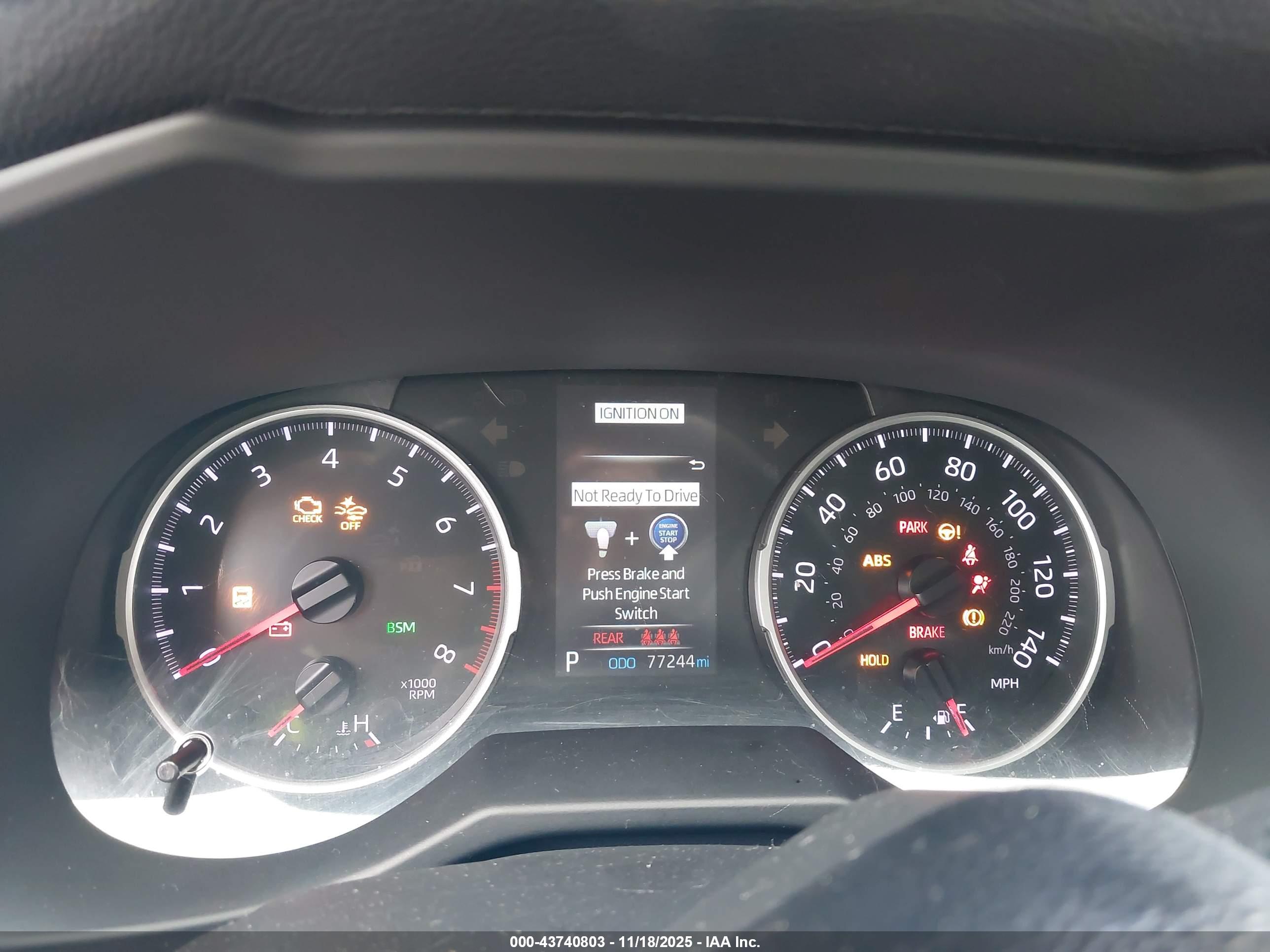 TOYOTA RAV4 image 7
