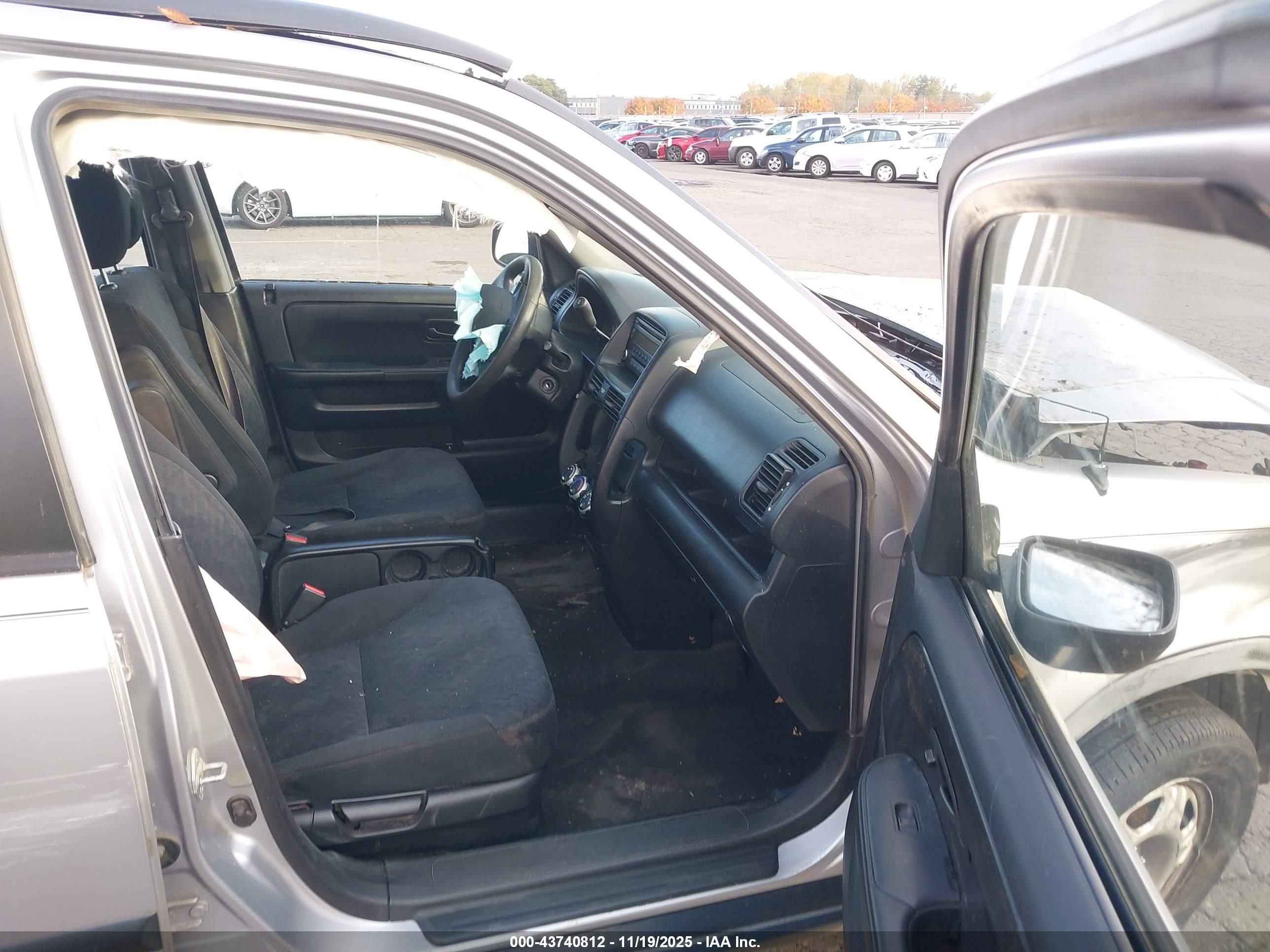 HONDA CR-V image 5