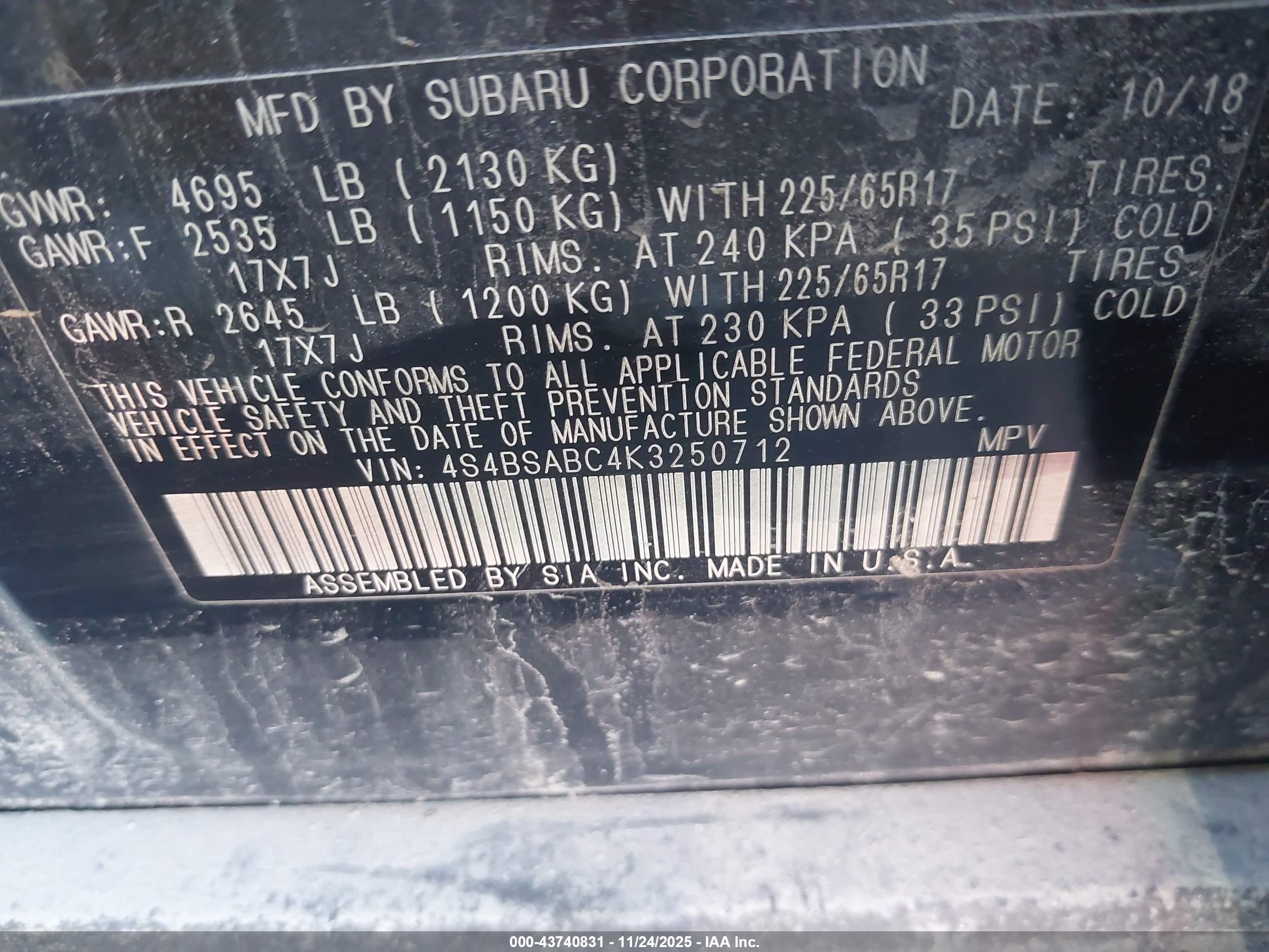 SUBARU OUTBACK image 9