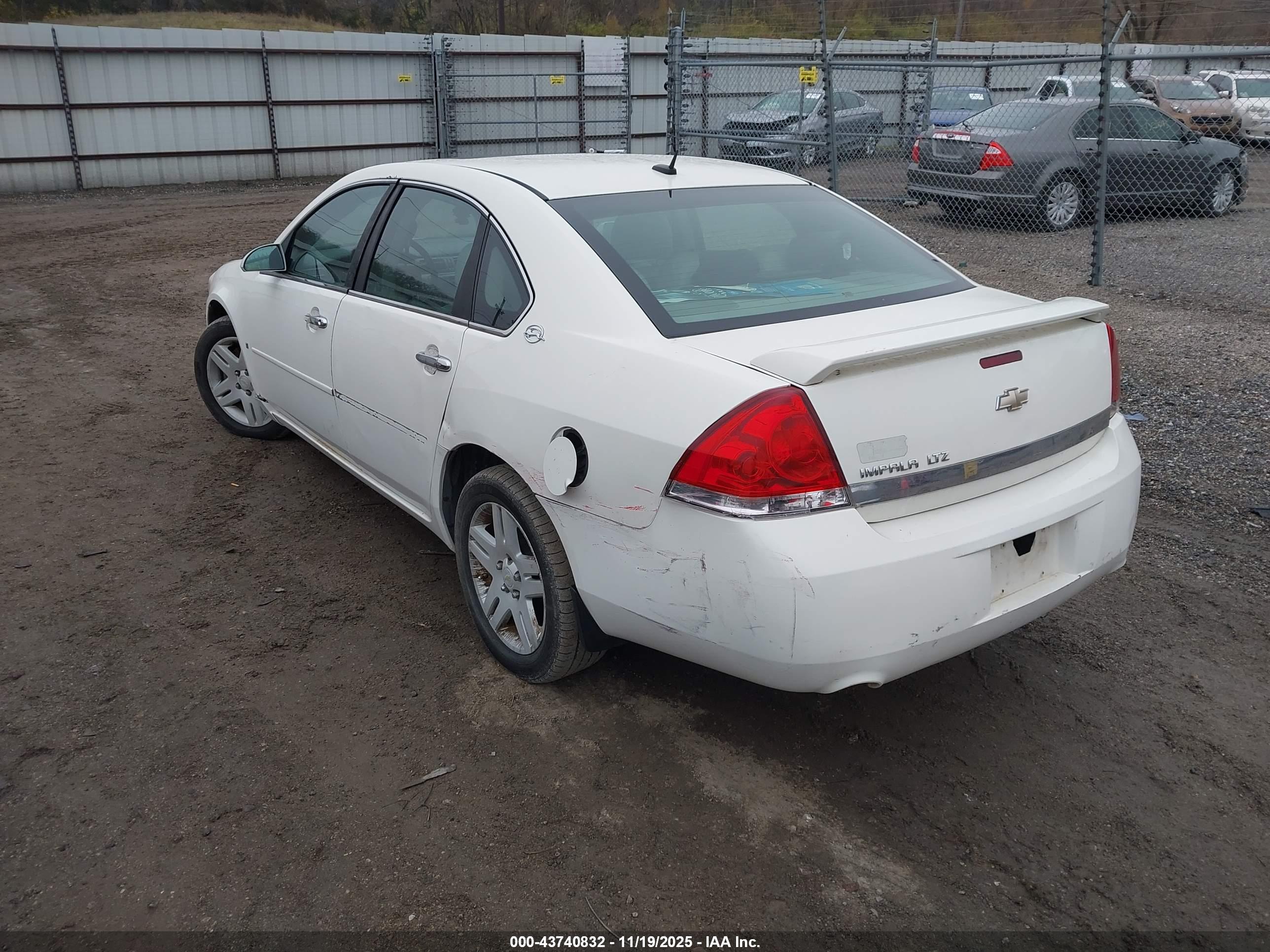 CHEVROLET IMPALA image 3