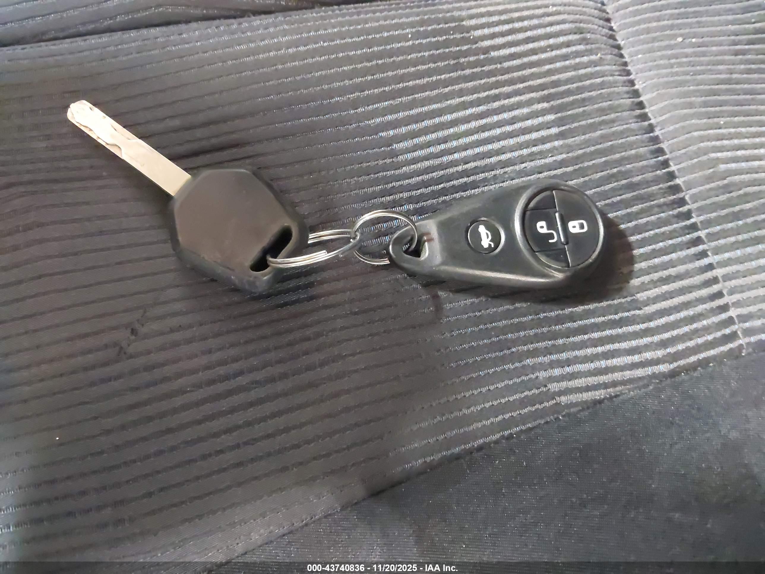 SUBARU FORESTER image 11