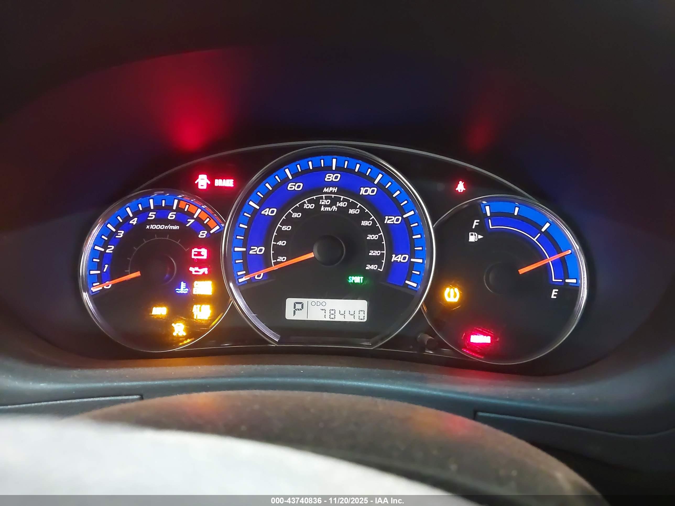 SUBARU FORESTER image 7