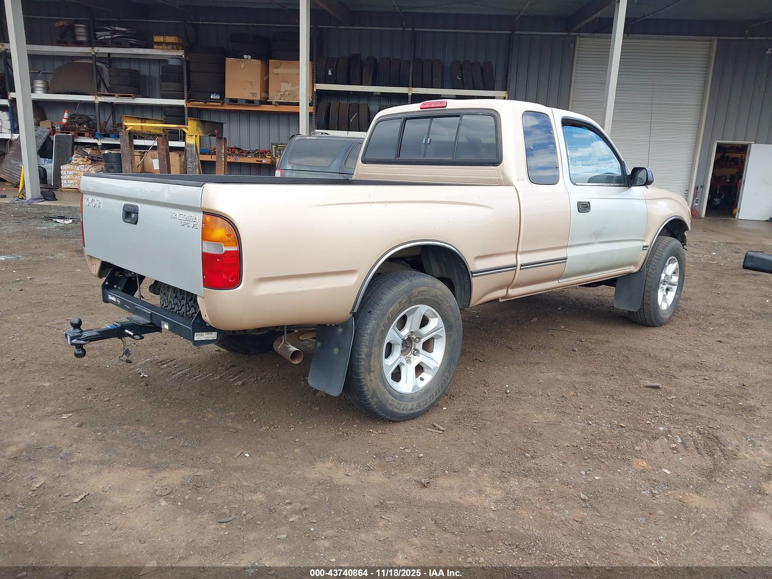 TOYOTA TACOMA image 4